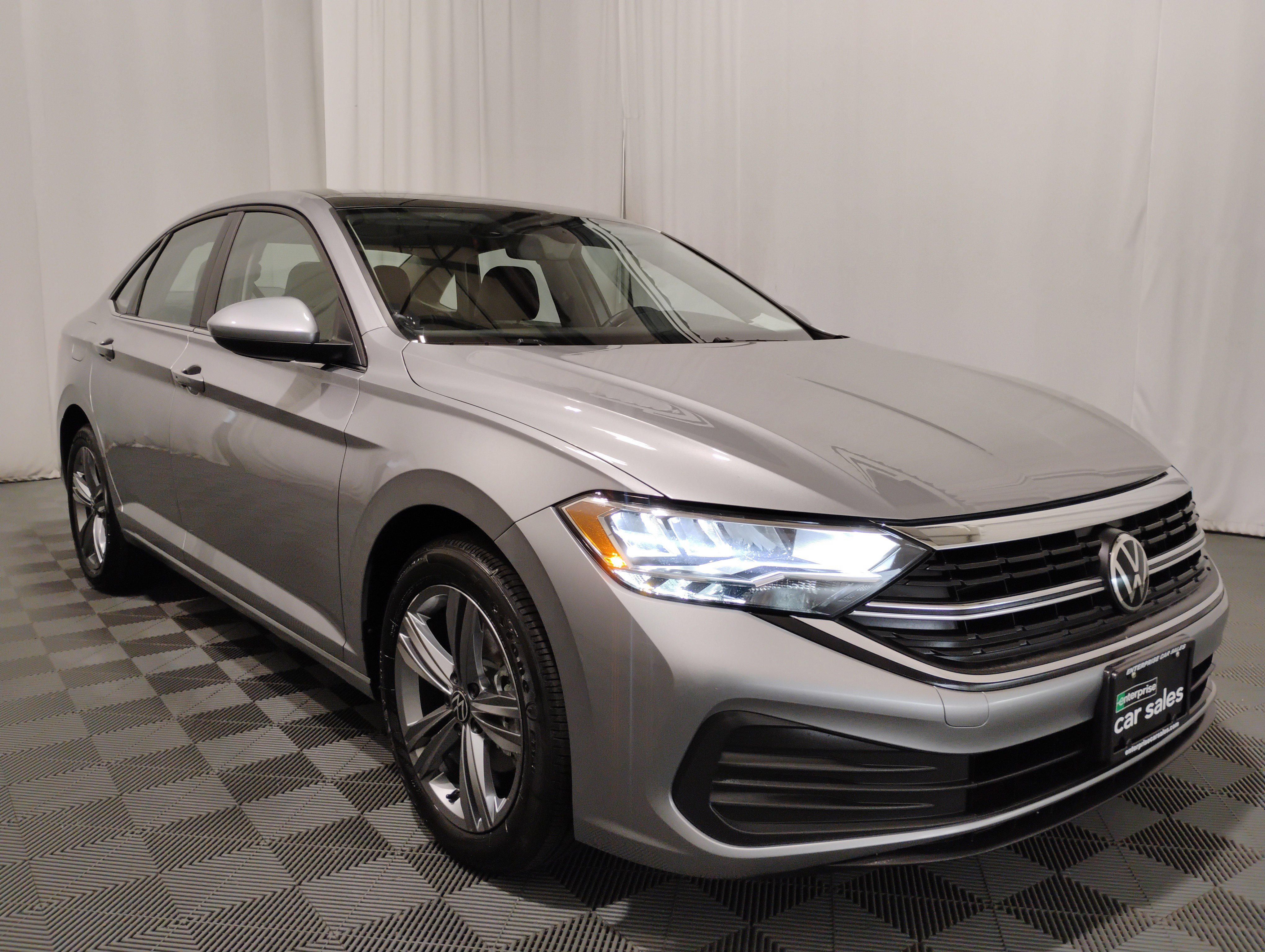 2024 Volkswagen Jetta SE Auto