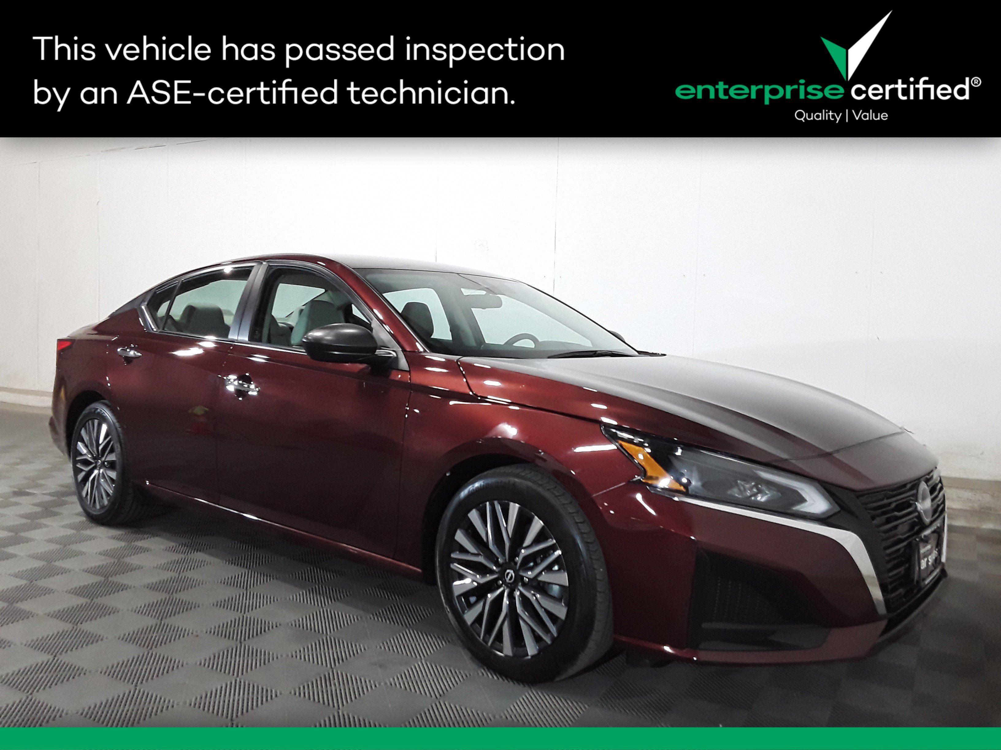 Used 2024 Nissan Altima 2.5 SV Sedan