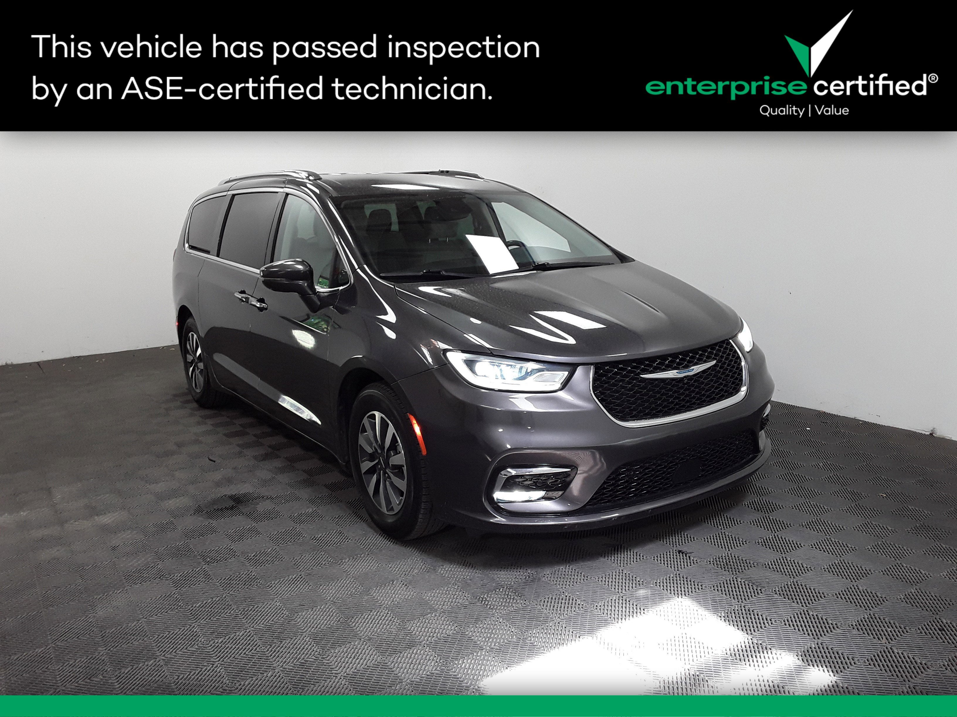 2021 Chrysler Pacifica Hybrid Touring L FWD