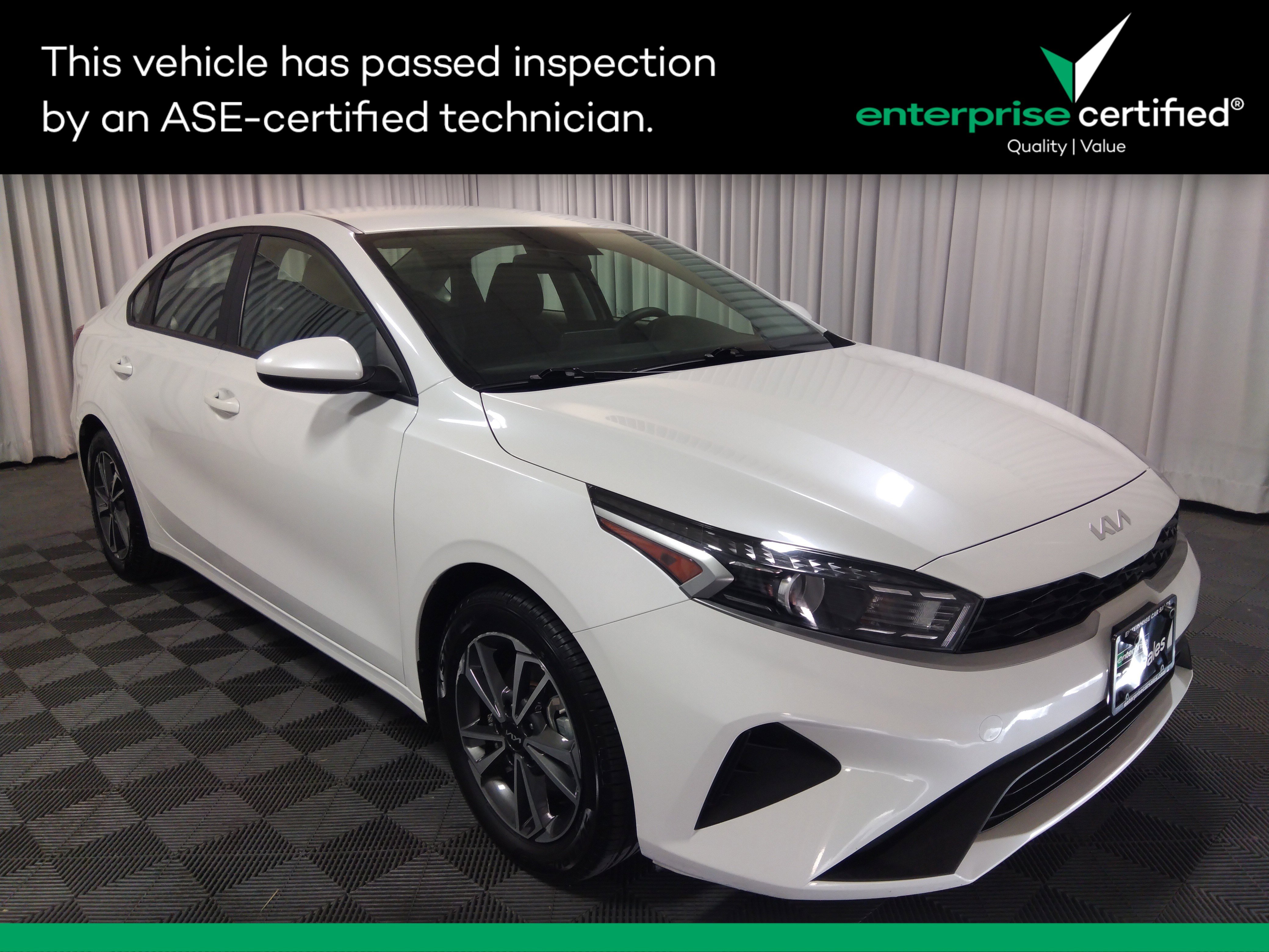 Used 2023 Kia Forte LXS IVT