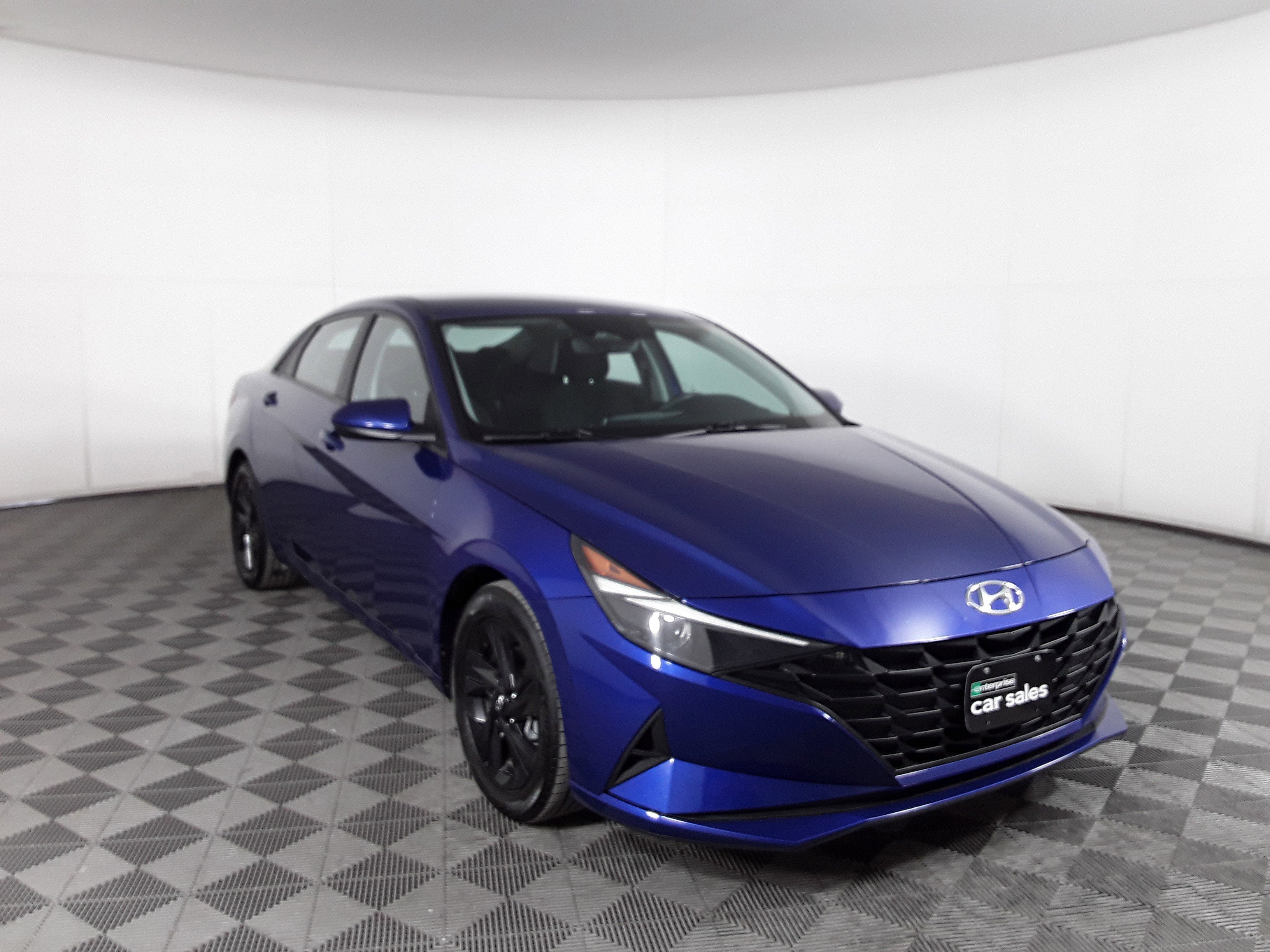 2023 Hyundai Elantra SEL IVT