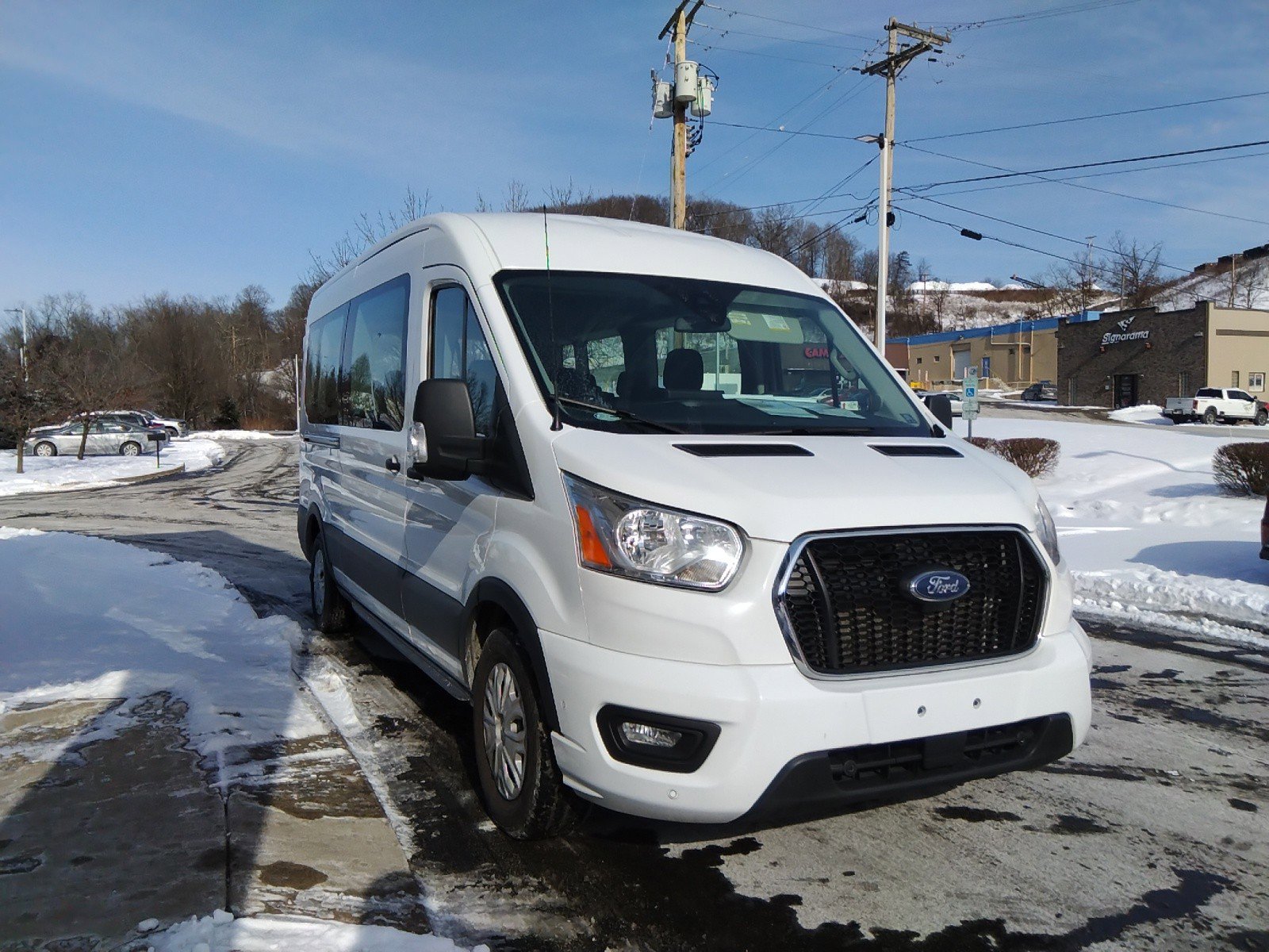 2022 Ford Transit Passenger Wagon XLT T-350 148