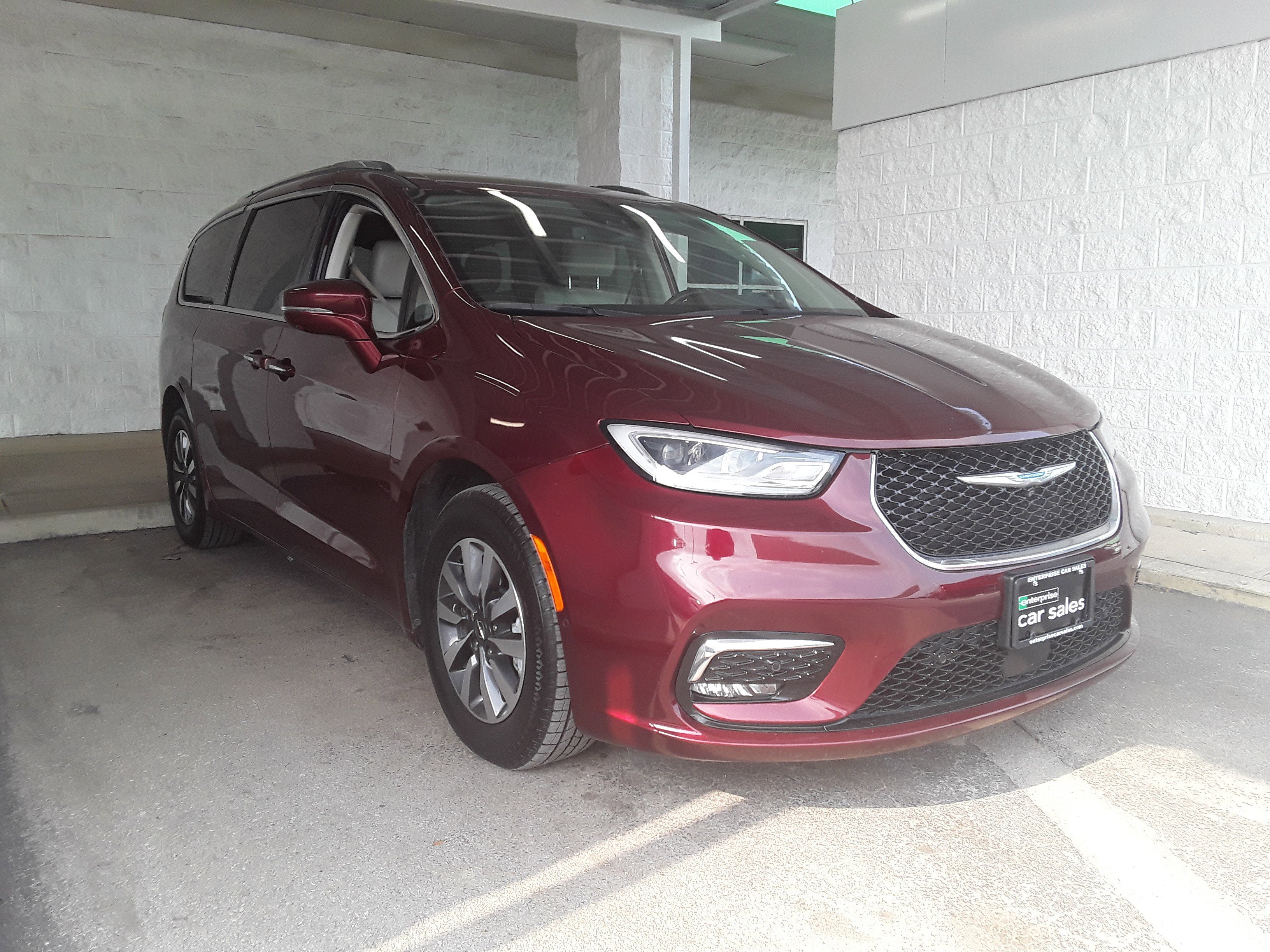 2021 Chrysler Pacifica Hybrid Touring L FWD