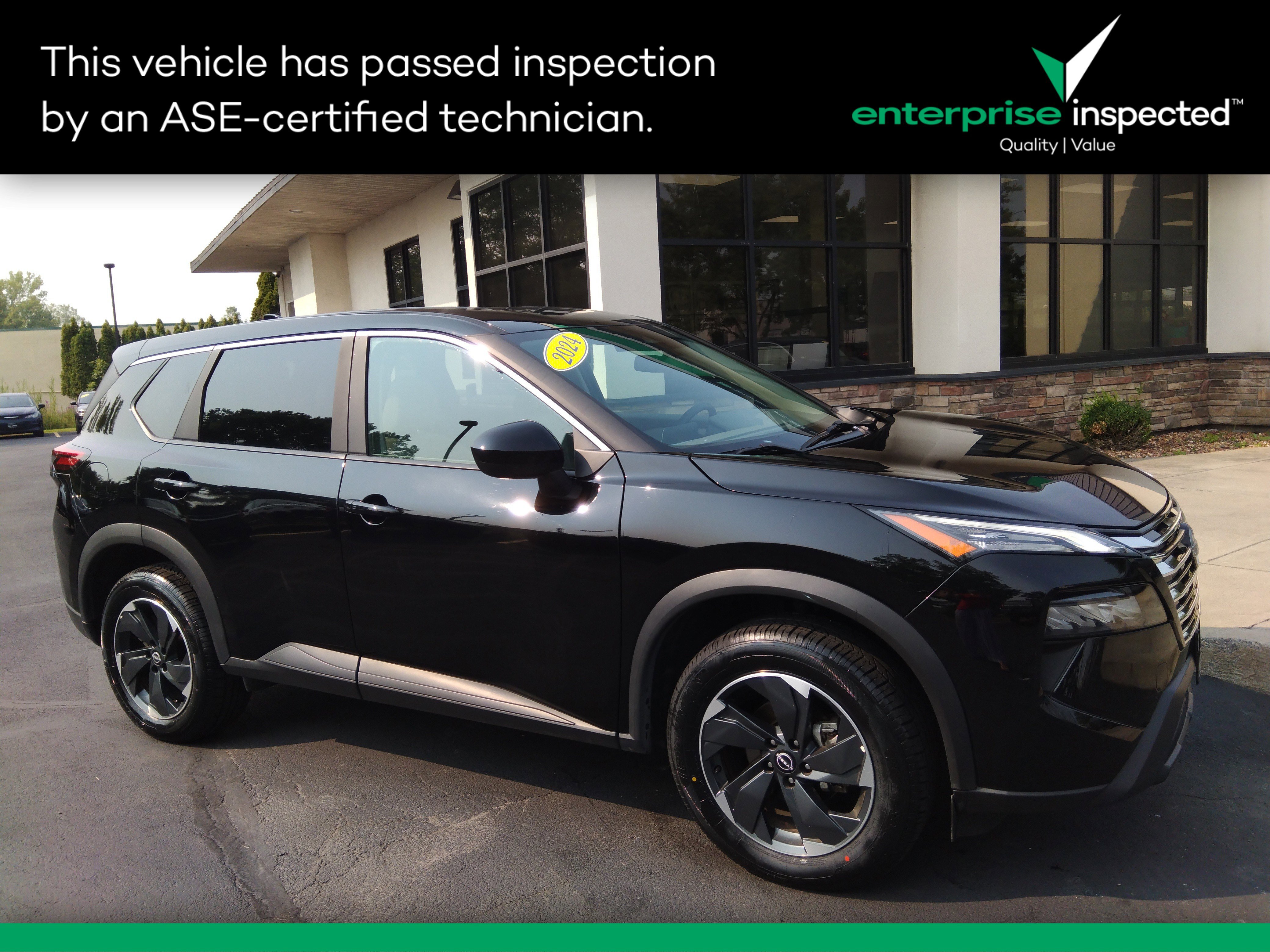 Used 2024 Nissan Rogue SV AWD