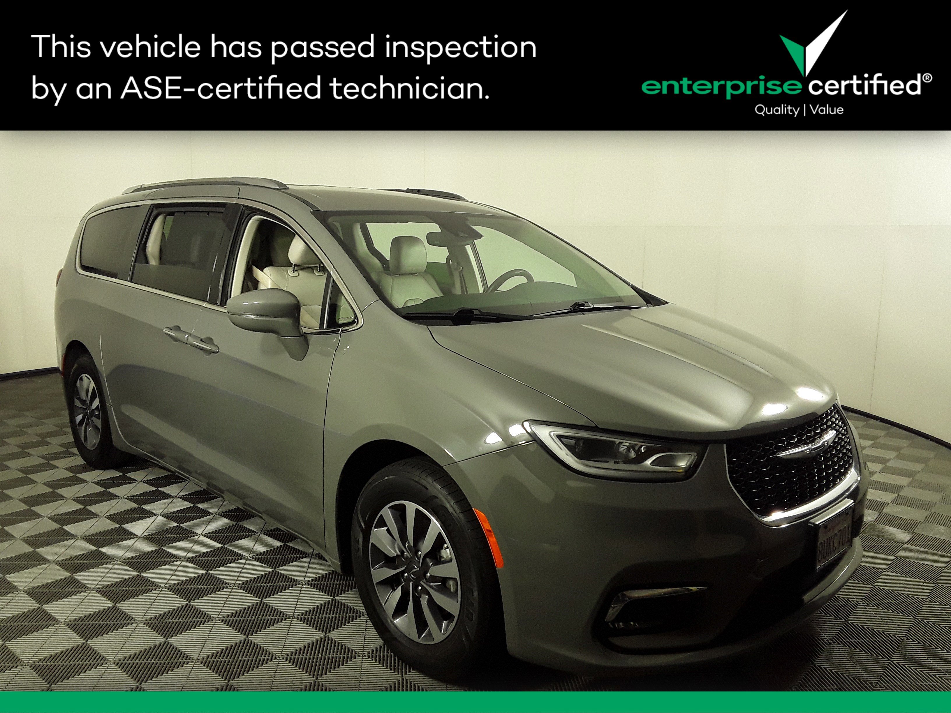 Used 2021 Chrysler Pacifica Touring L FWD