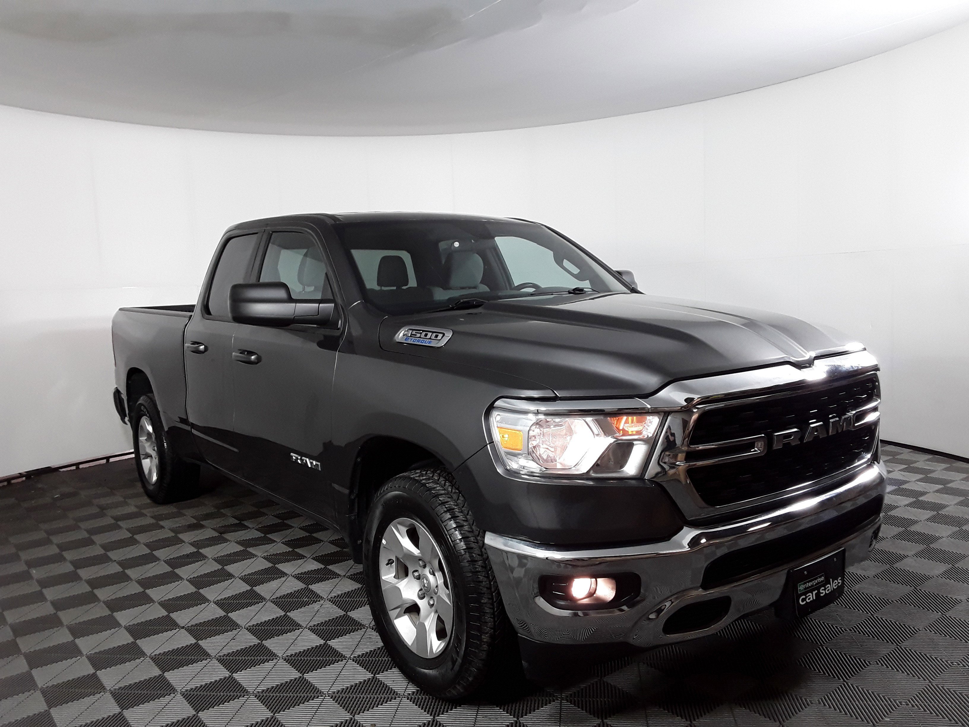 2022 Ram 1500 Big Horn 4x4 Quad Cab 6'4