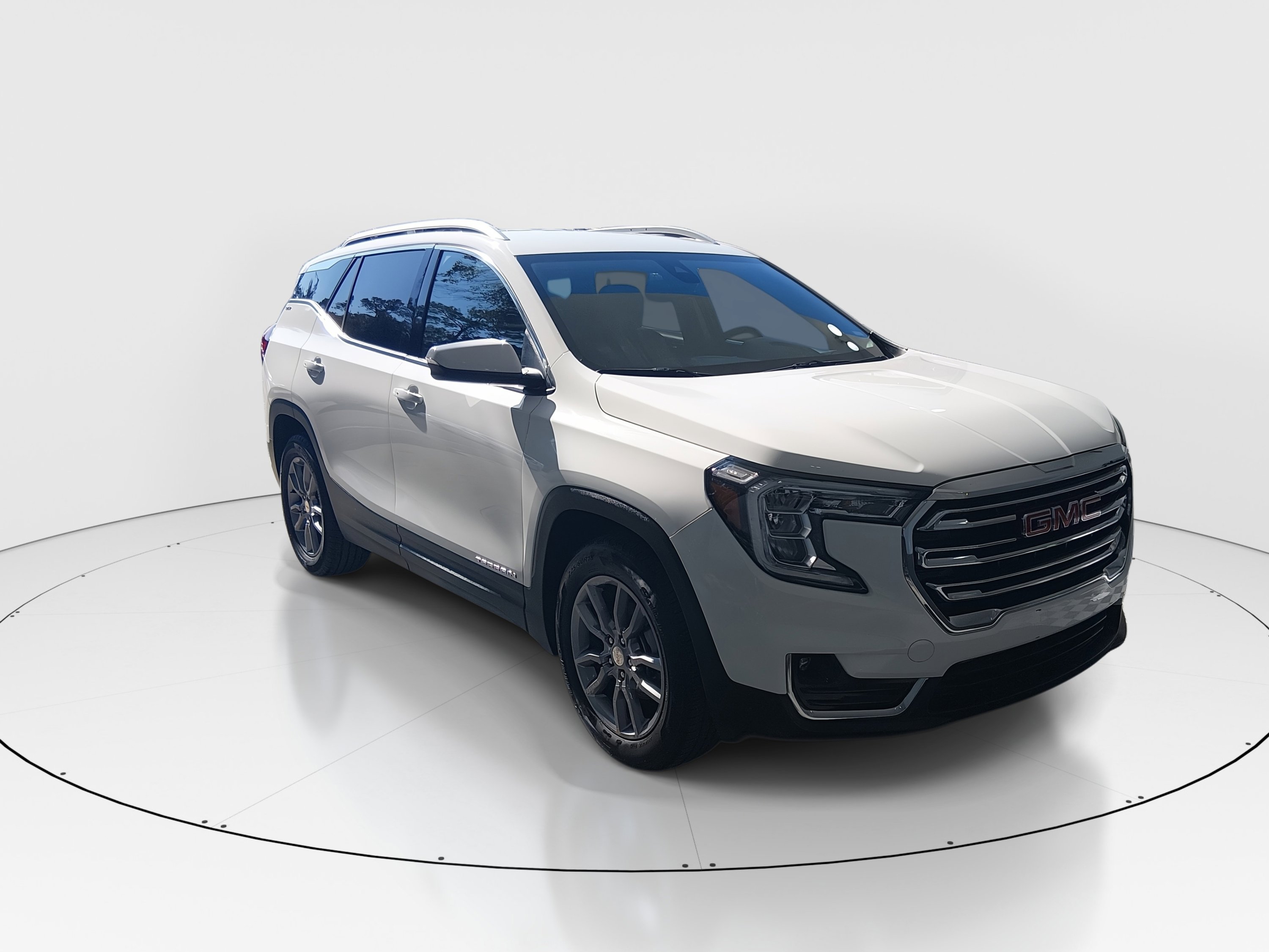 2024 GMC Terrain SLT's photo