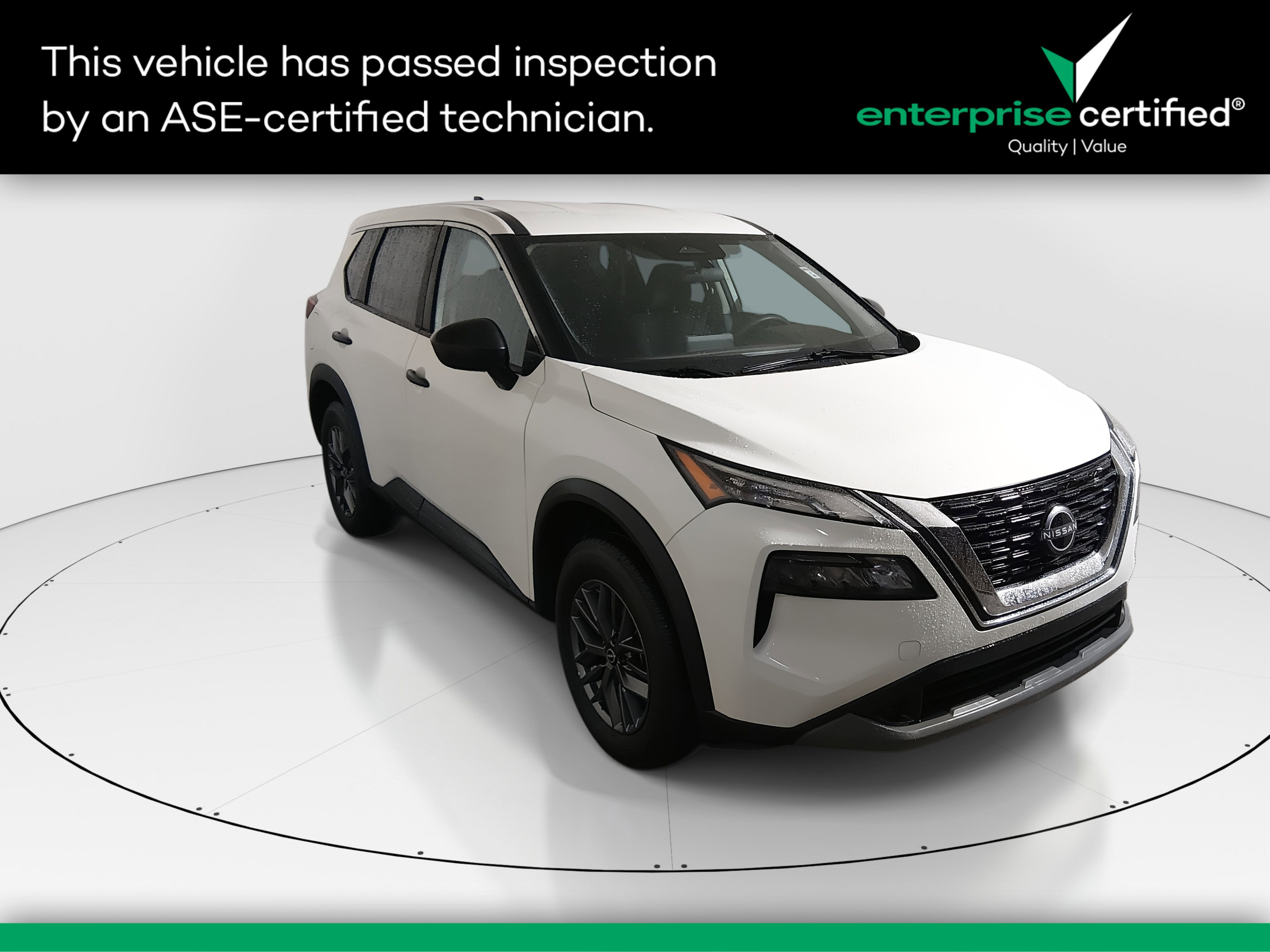 2023 Nissan Rogue S's photo