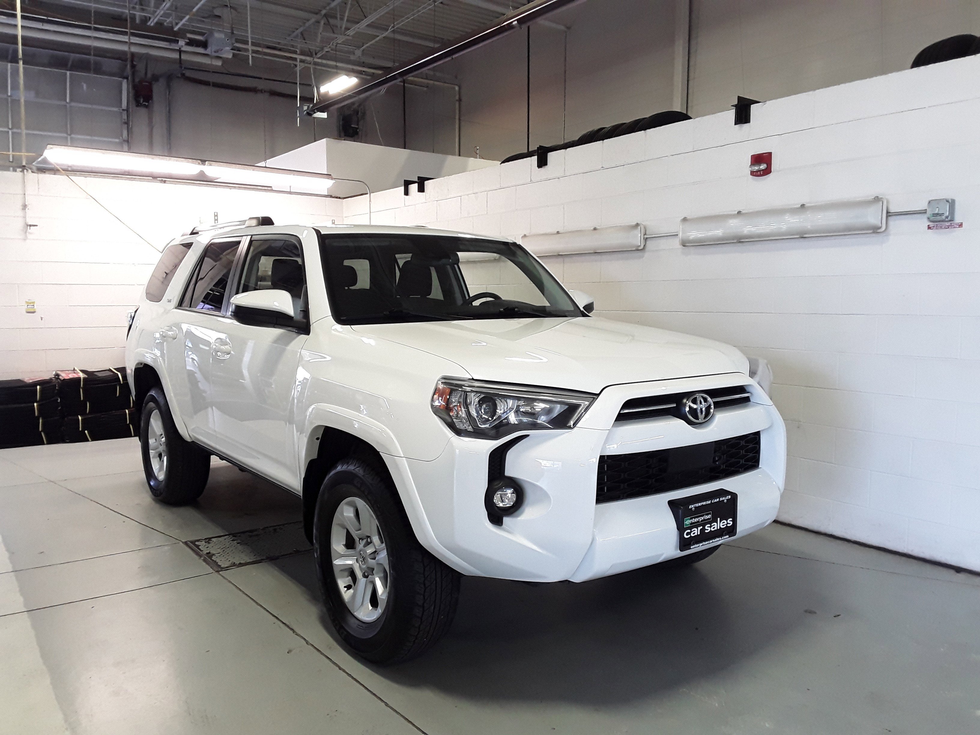 2024 Toyota 4Runner SR5 4WD