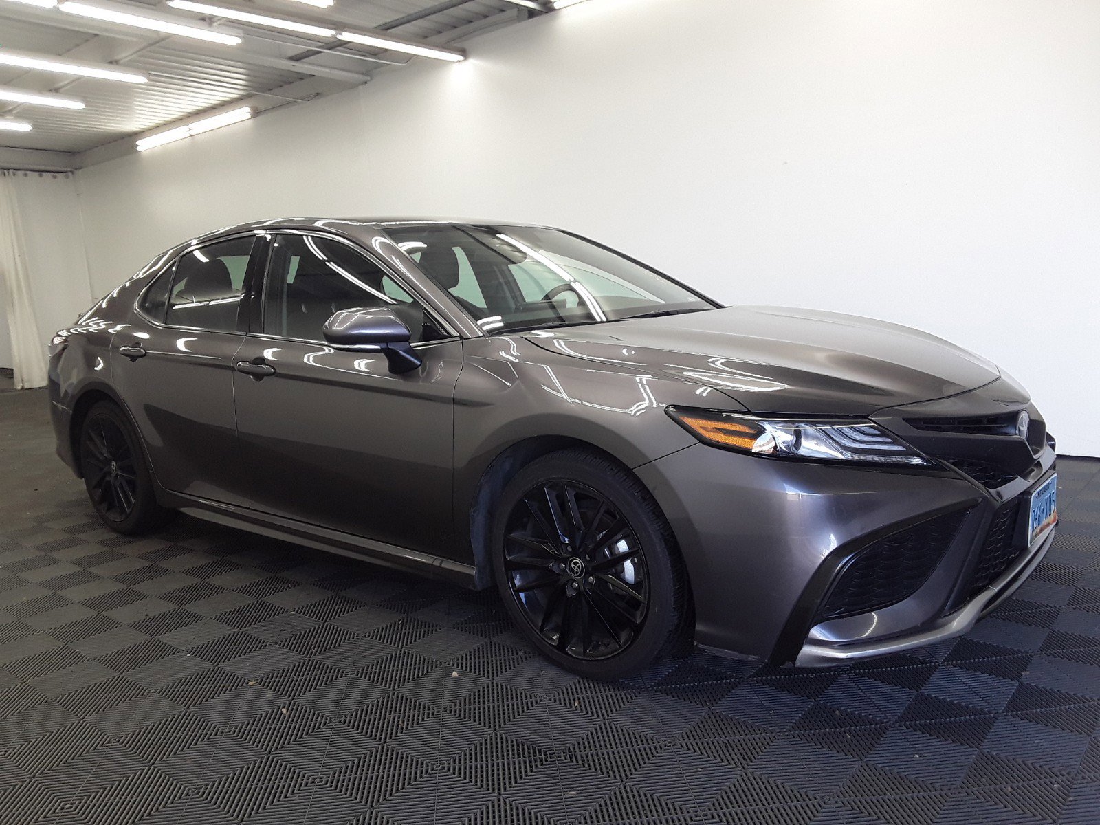 2023 Toyota Camry XSE Auto