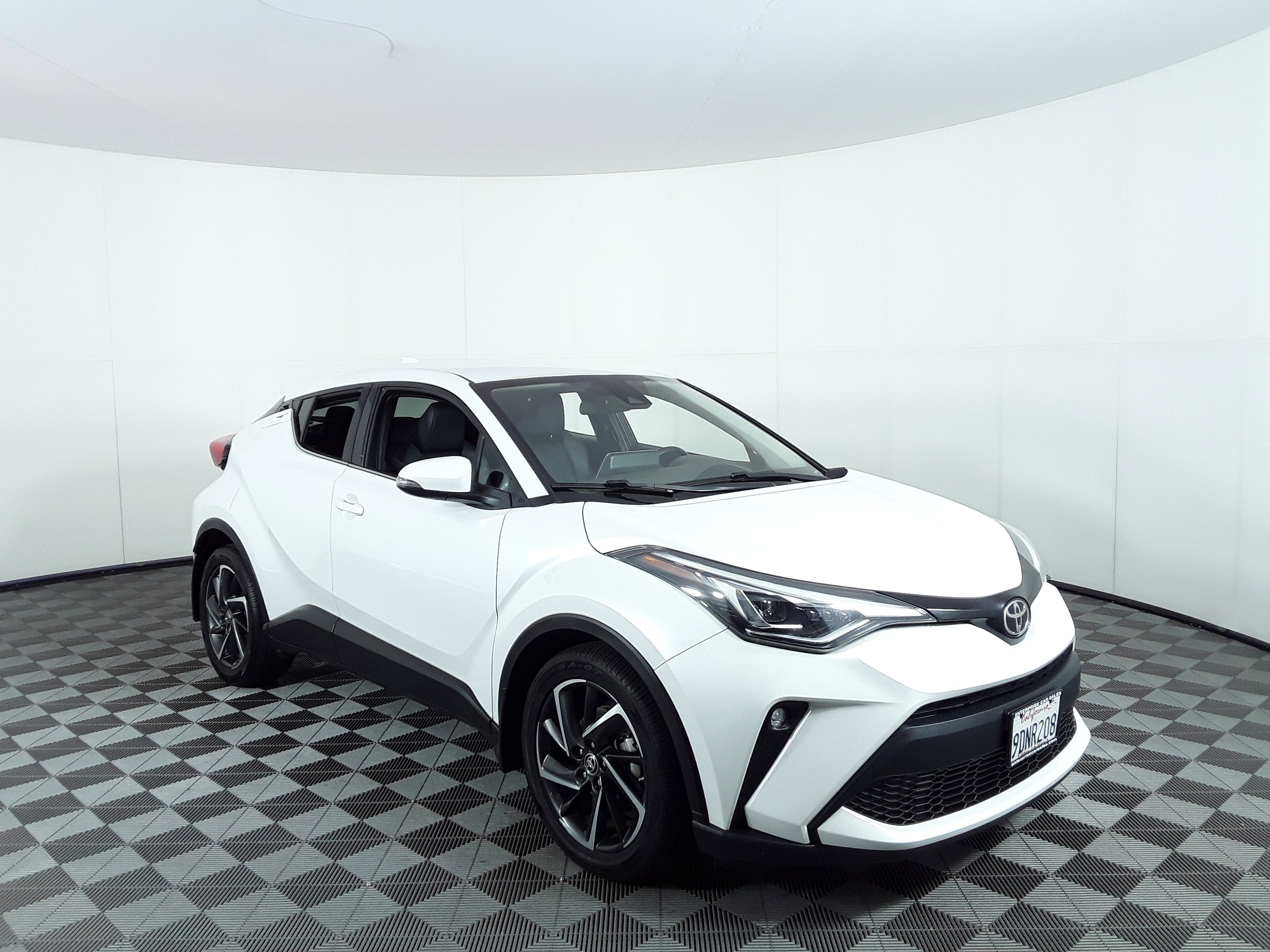 2022 Toyota C-HR Limited FWD