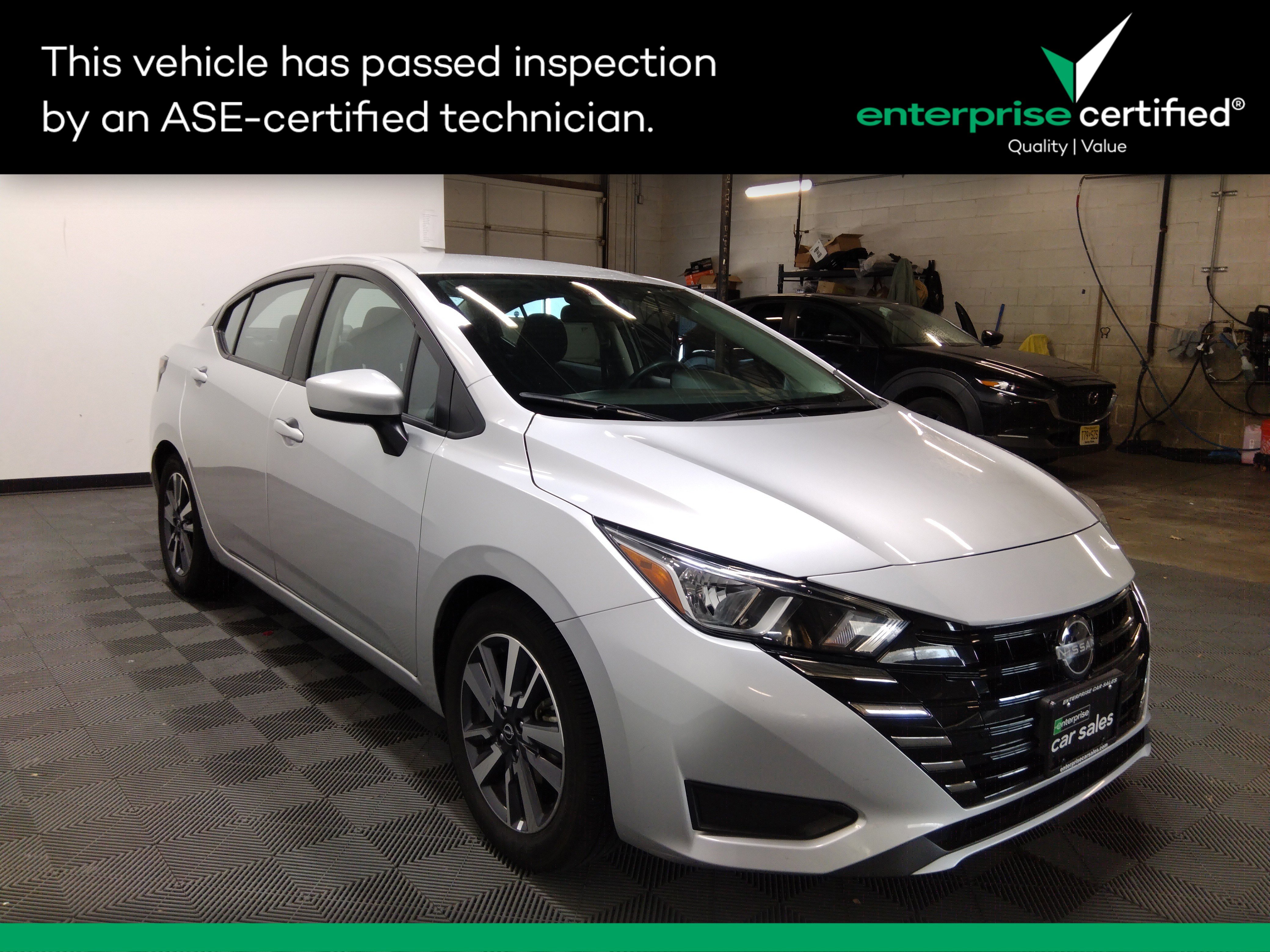 2023 Nissan Versa Sedan SV