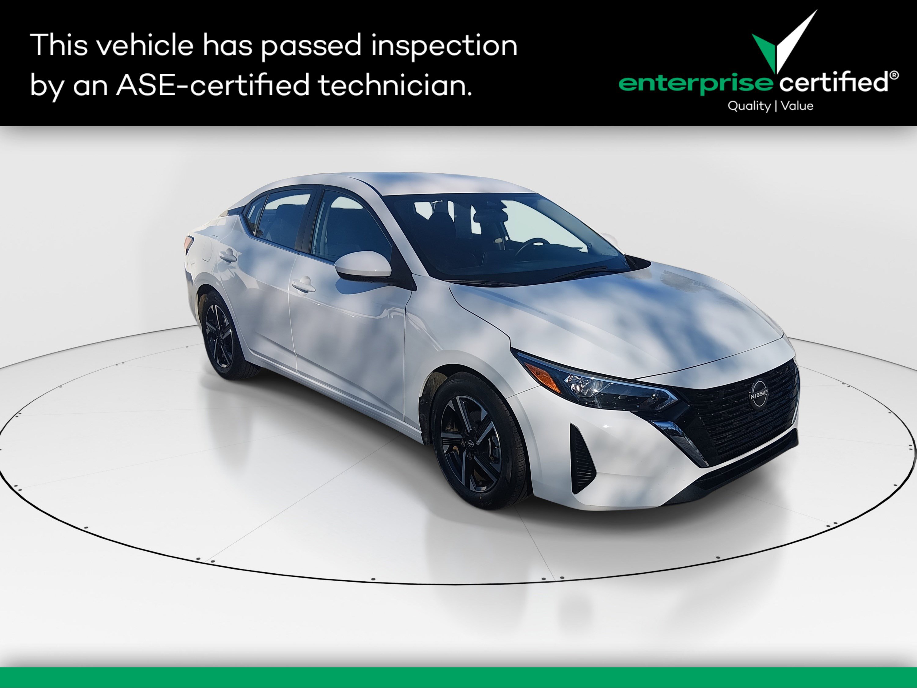 2024 Nissan Sentra SV's photo