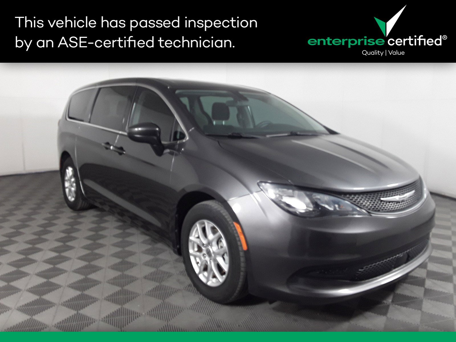 Used 2022 Chrysler Voyager LX FWD