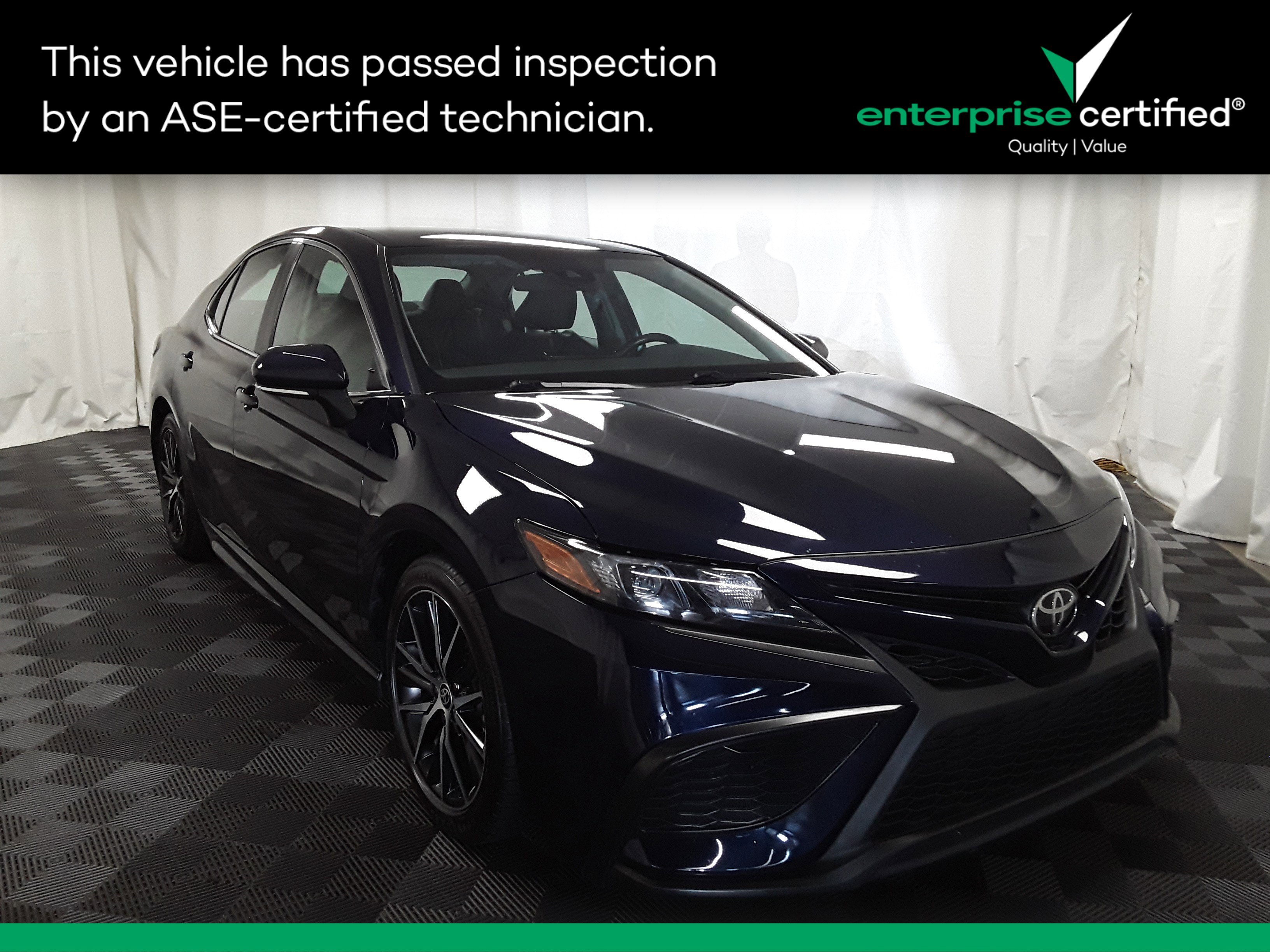 Used 2022 Toyota Camry SE Auto