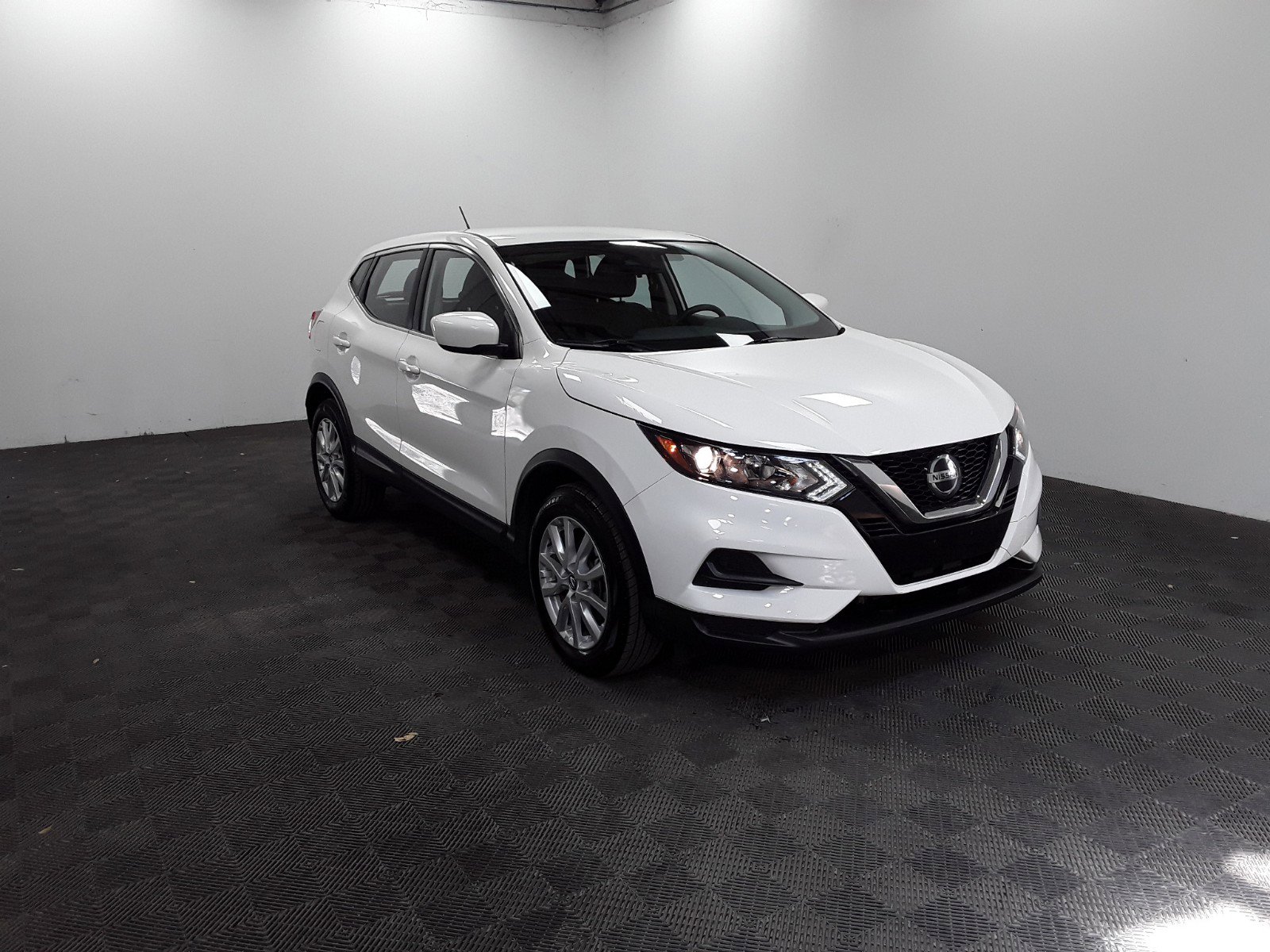 2022 Nissan Rogue Sport AWD S