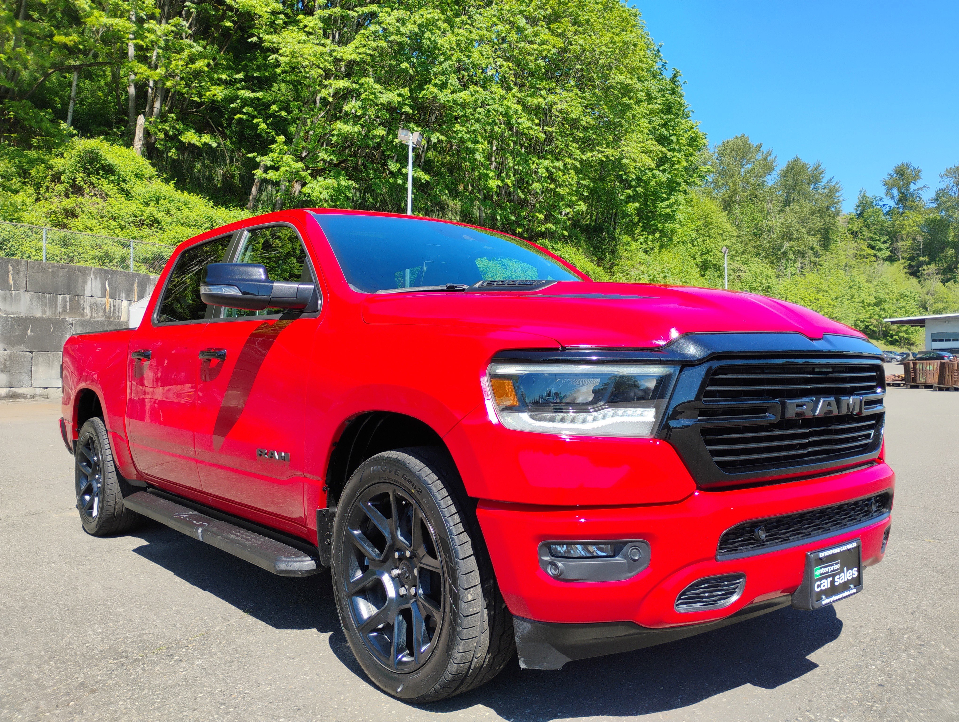 2023 Ram 1500 Laramie 4x4 Crew Cab 5'7