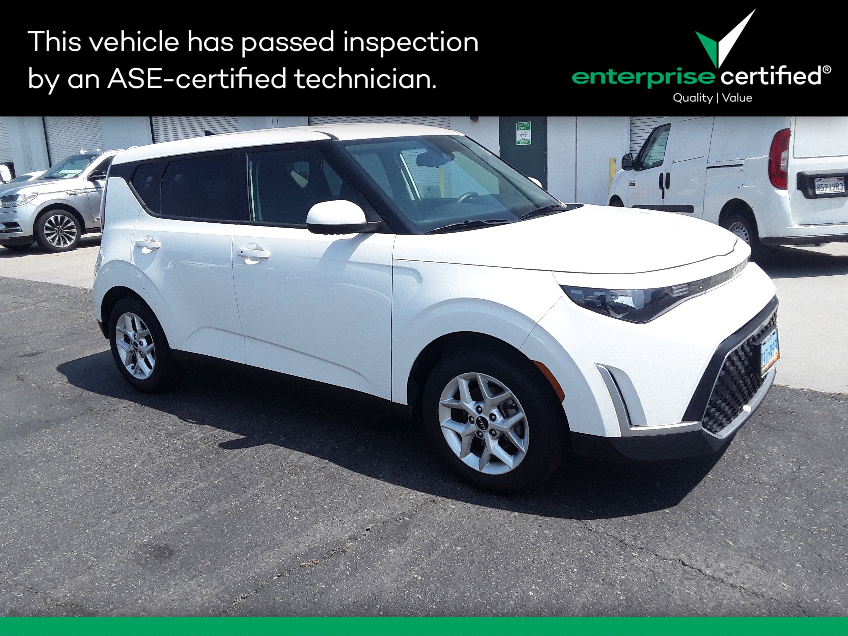 2023 Kia Soul LX IVT