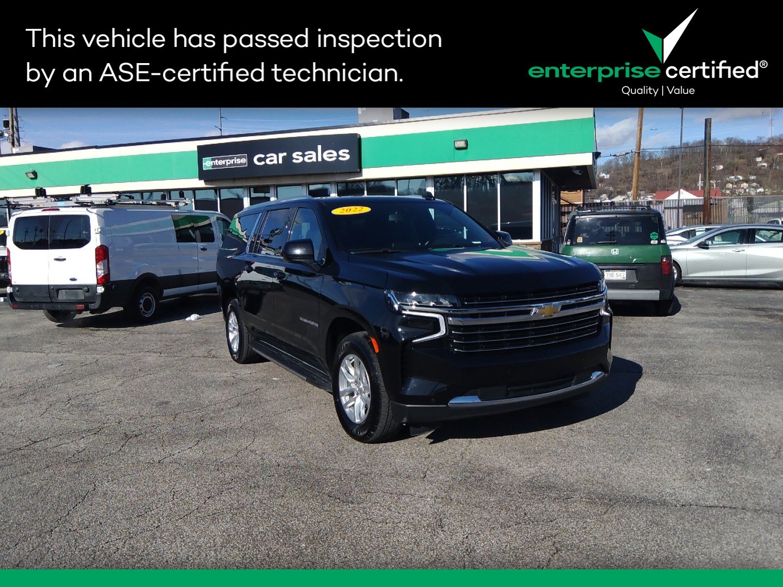 2022 Chevrolet Suburban 4WD 4dr LT