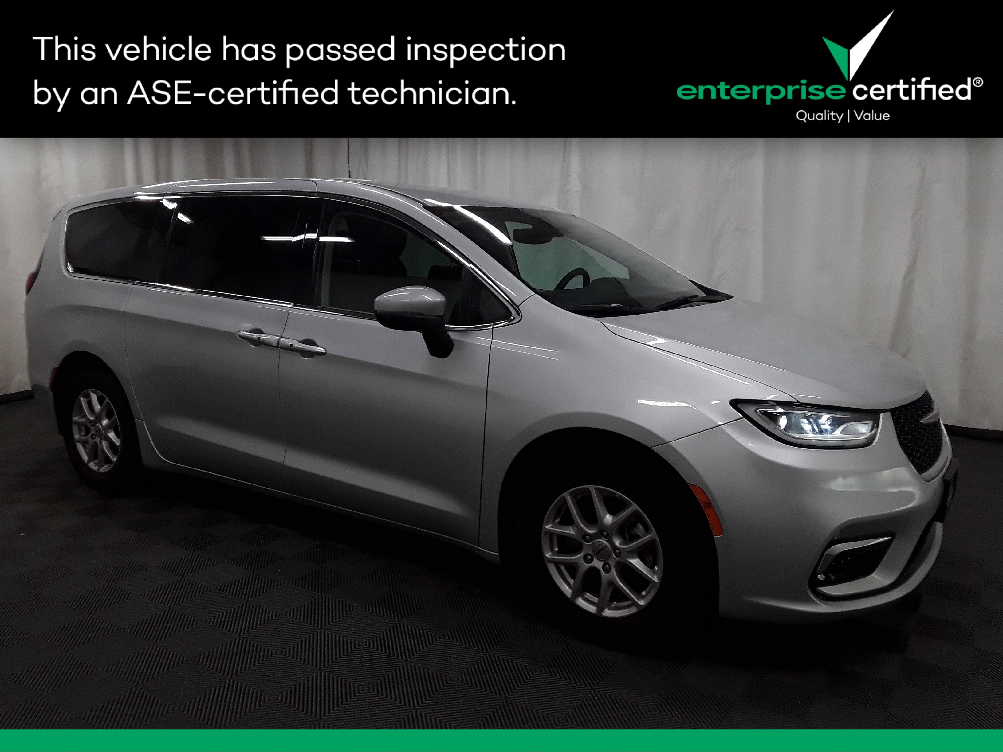2023 Chrysler Pacifica Touring L FWD