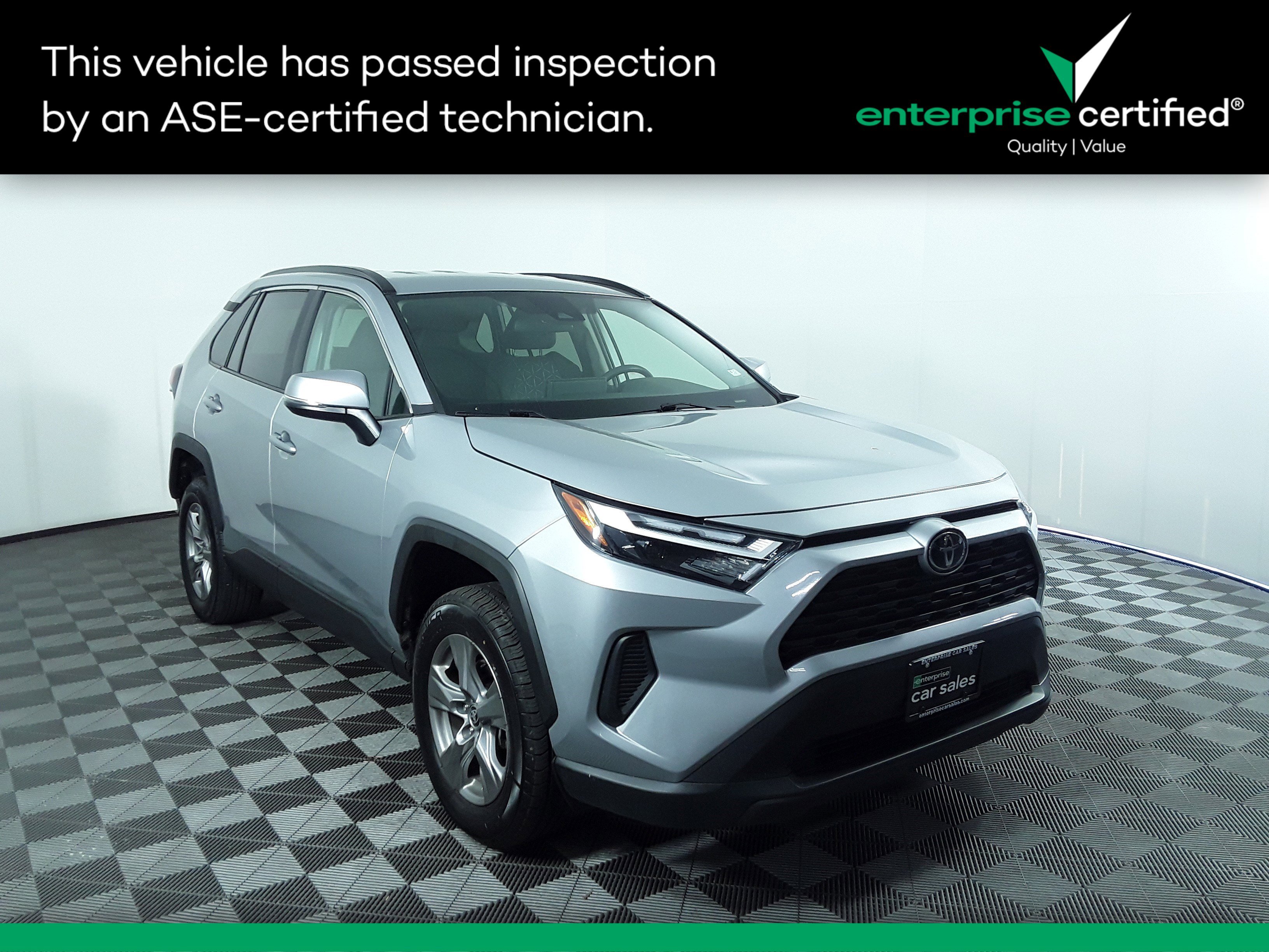 2024 Toyota RAV4 XLE FWD