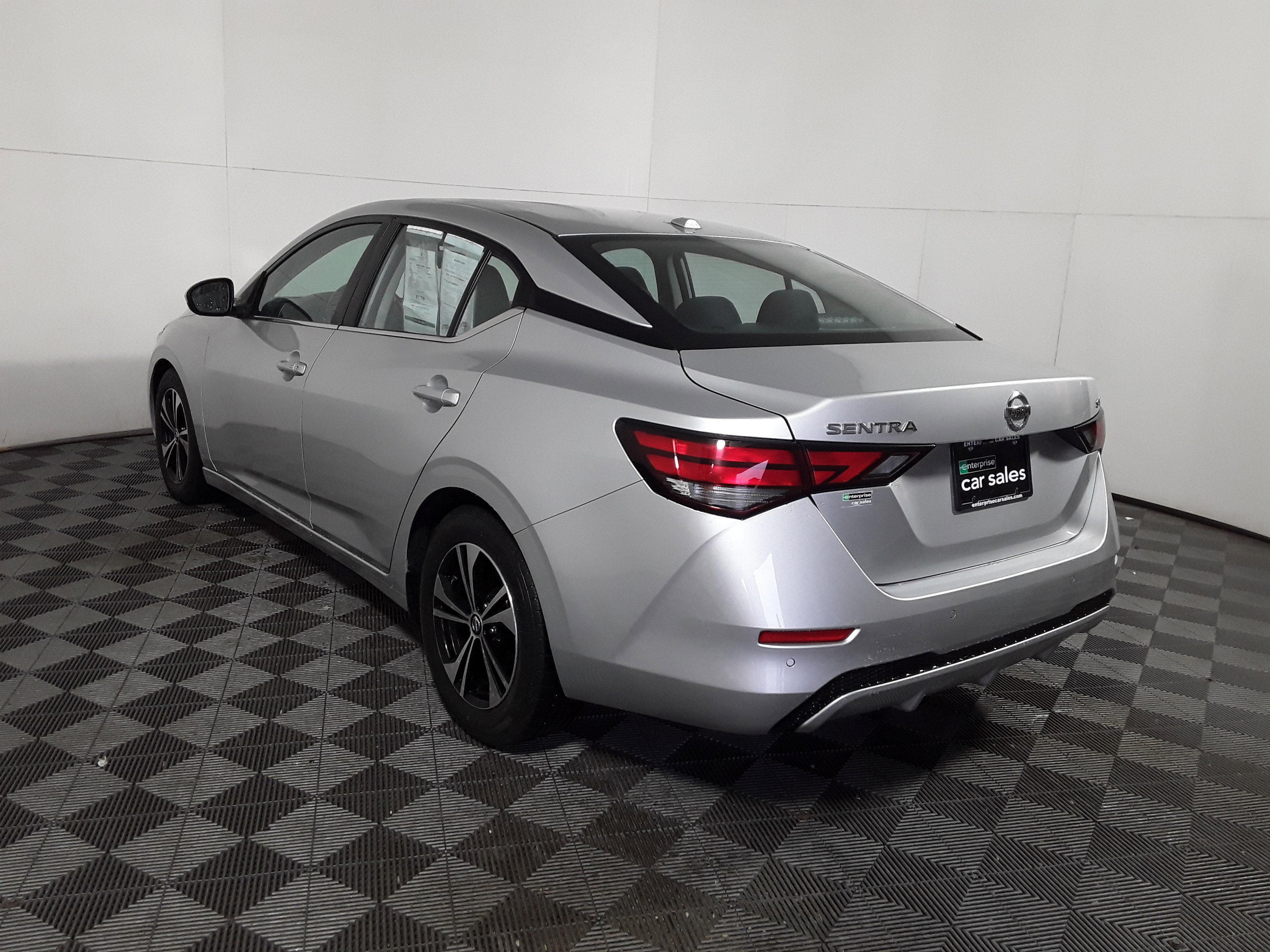 2022 Nissan Sentra SV CVT