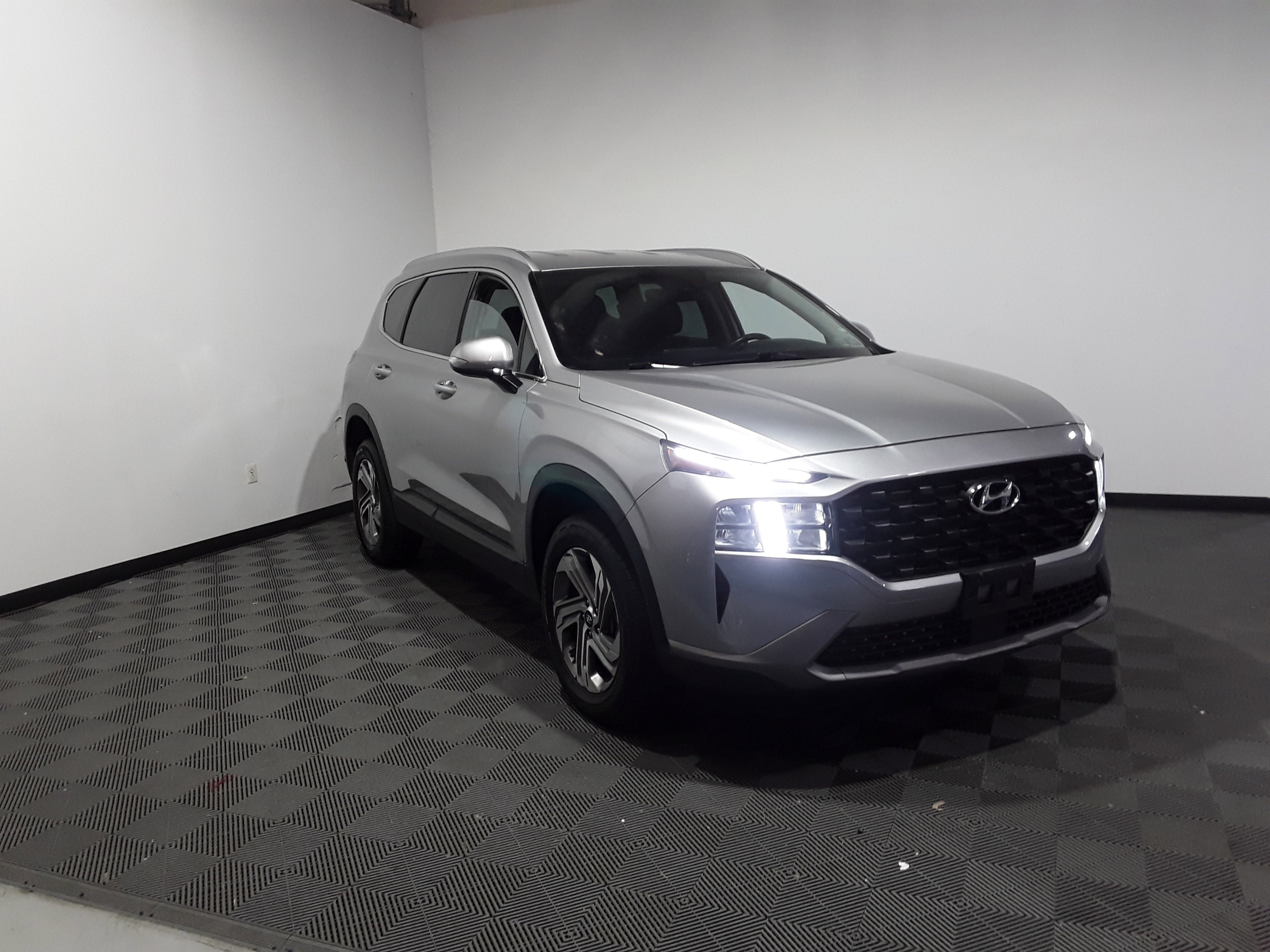 Used 2023 Hyundai Santa Fe SEL AWD