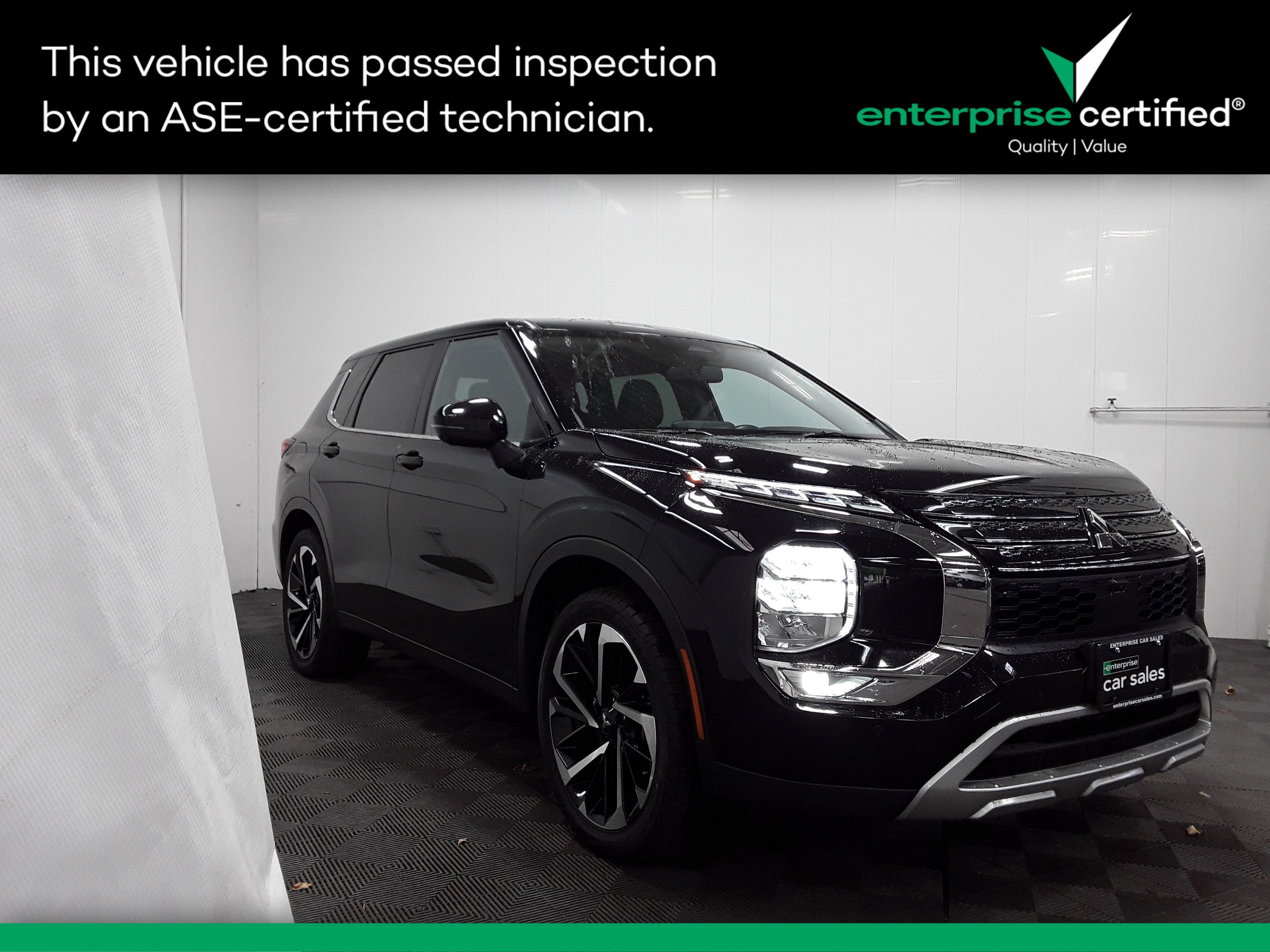 Used 2024 Mitsubishi Outlander SE S-AWC