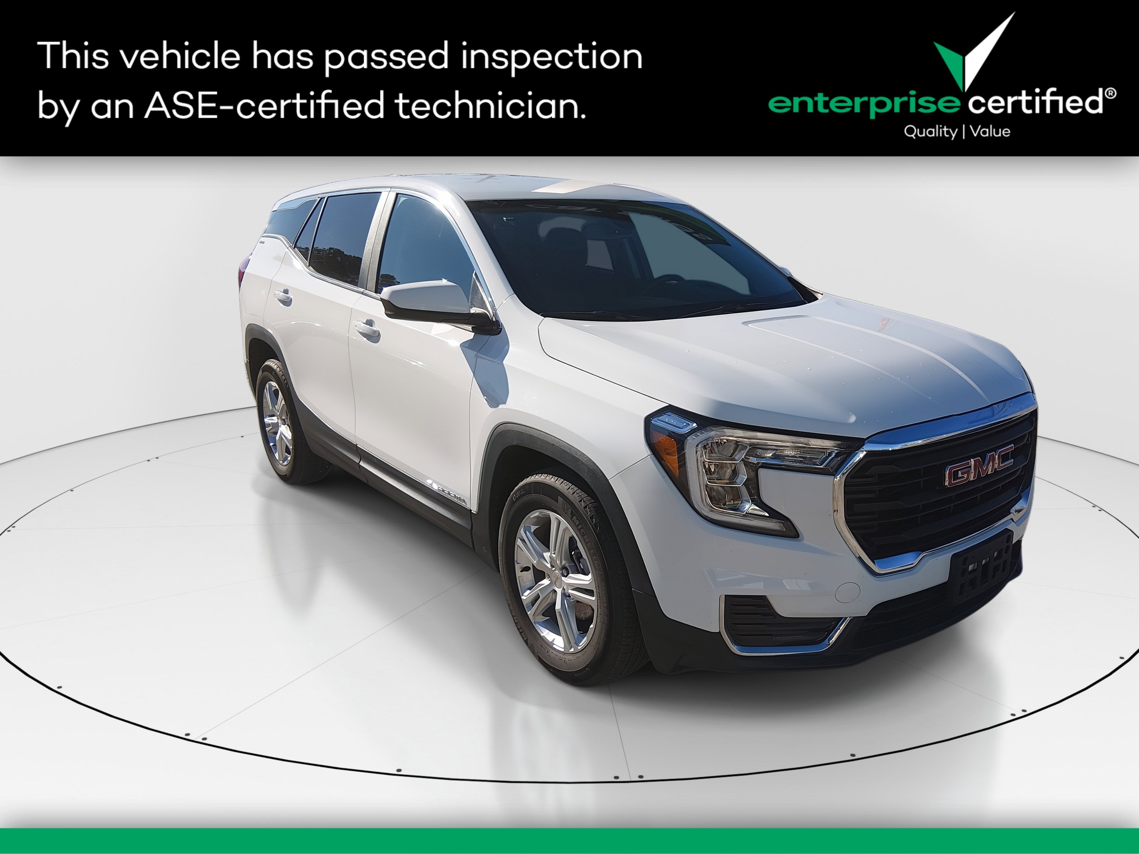 2024 GMC Terrain SLE's photo