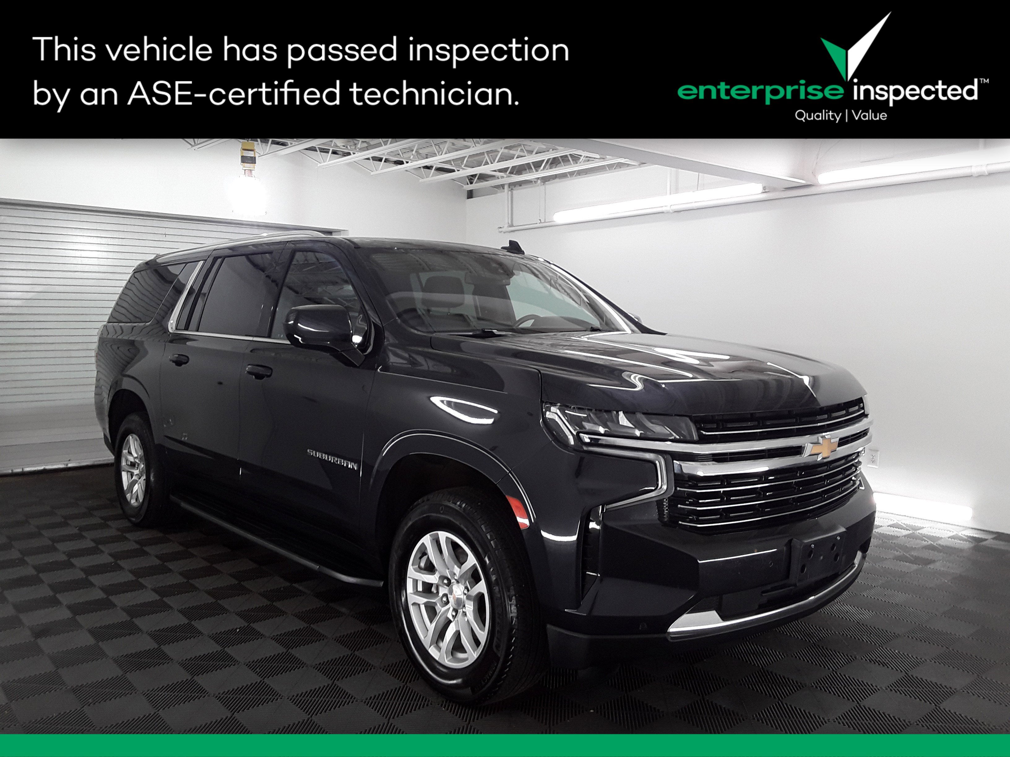 2023 Chevrolet Suburban 4WD 4dr LT