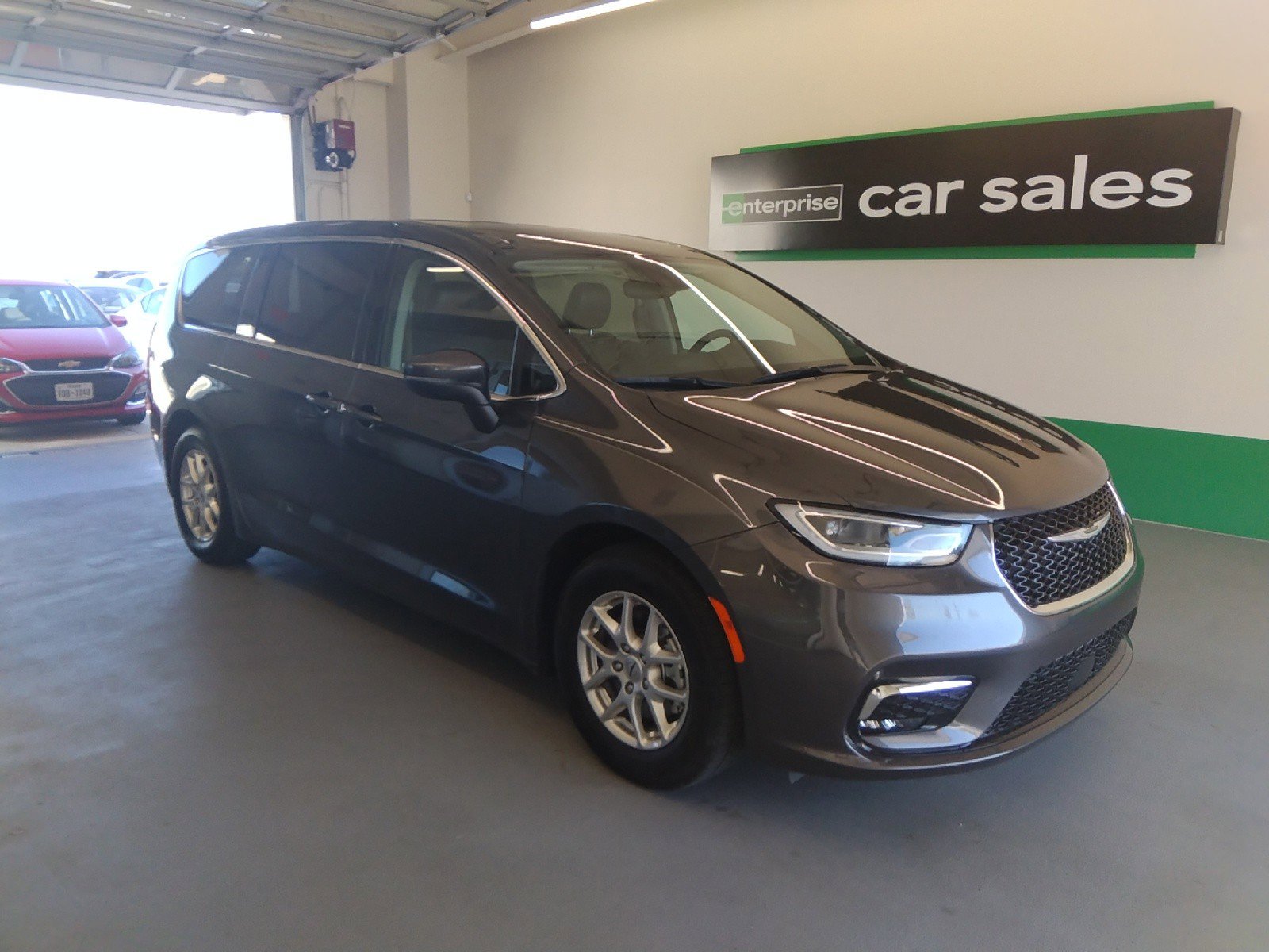 2023 Chrysler Pacifica Touring L FWD