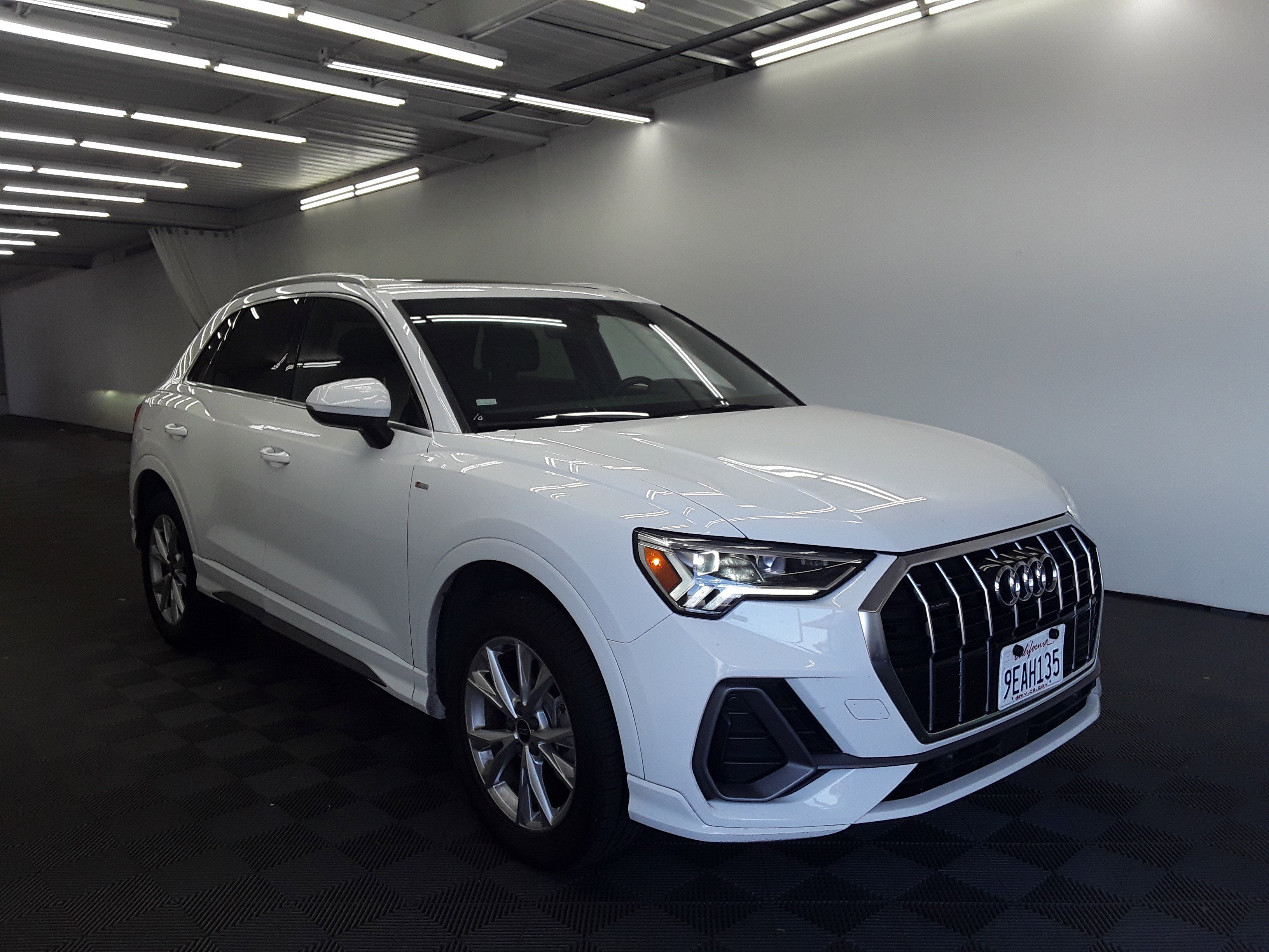 2023 Audi Q3 S line Premium 45 TFSI quattro