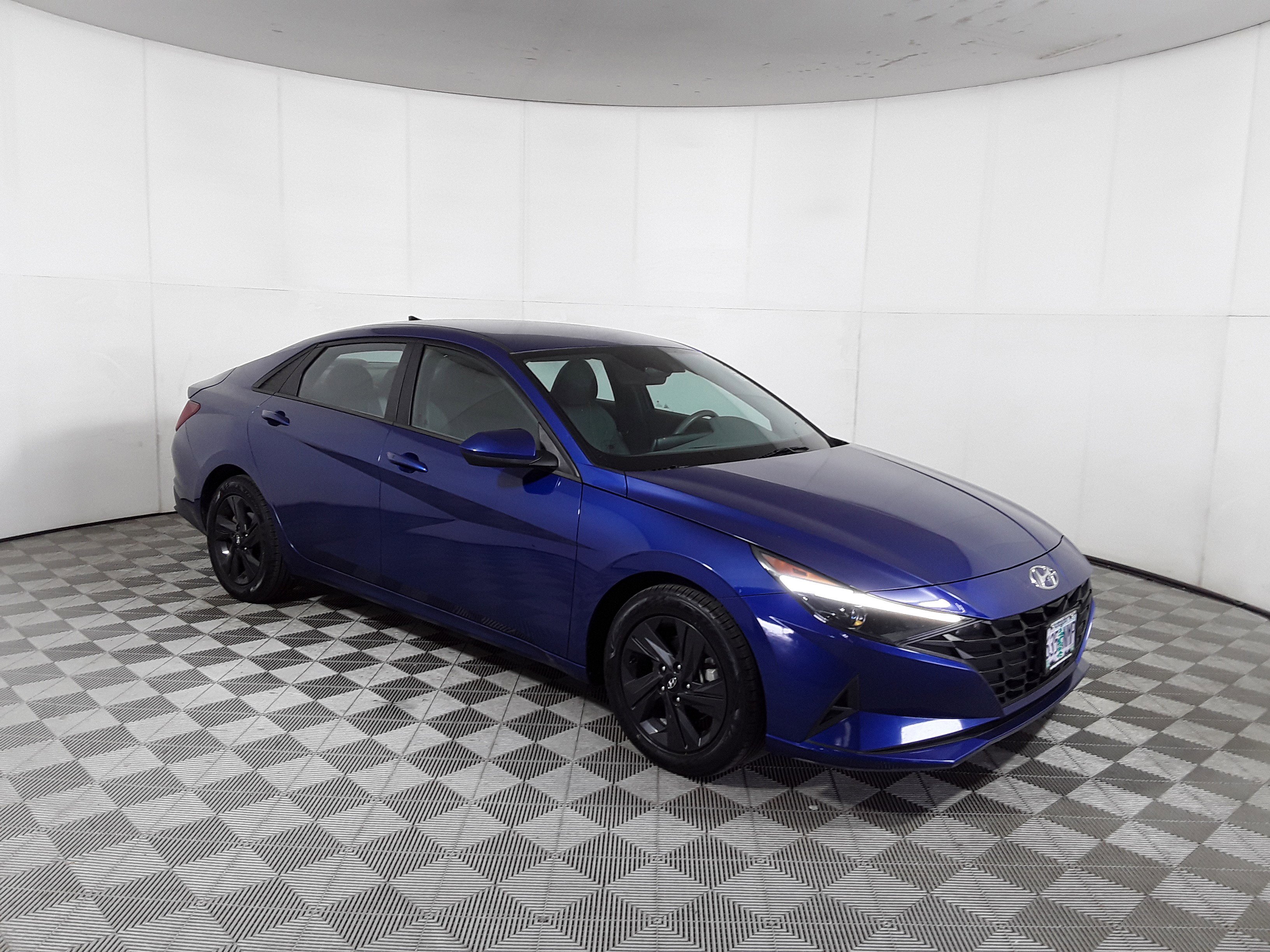 2022 Hyundai Elantra SEL IVT