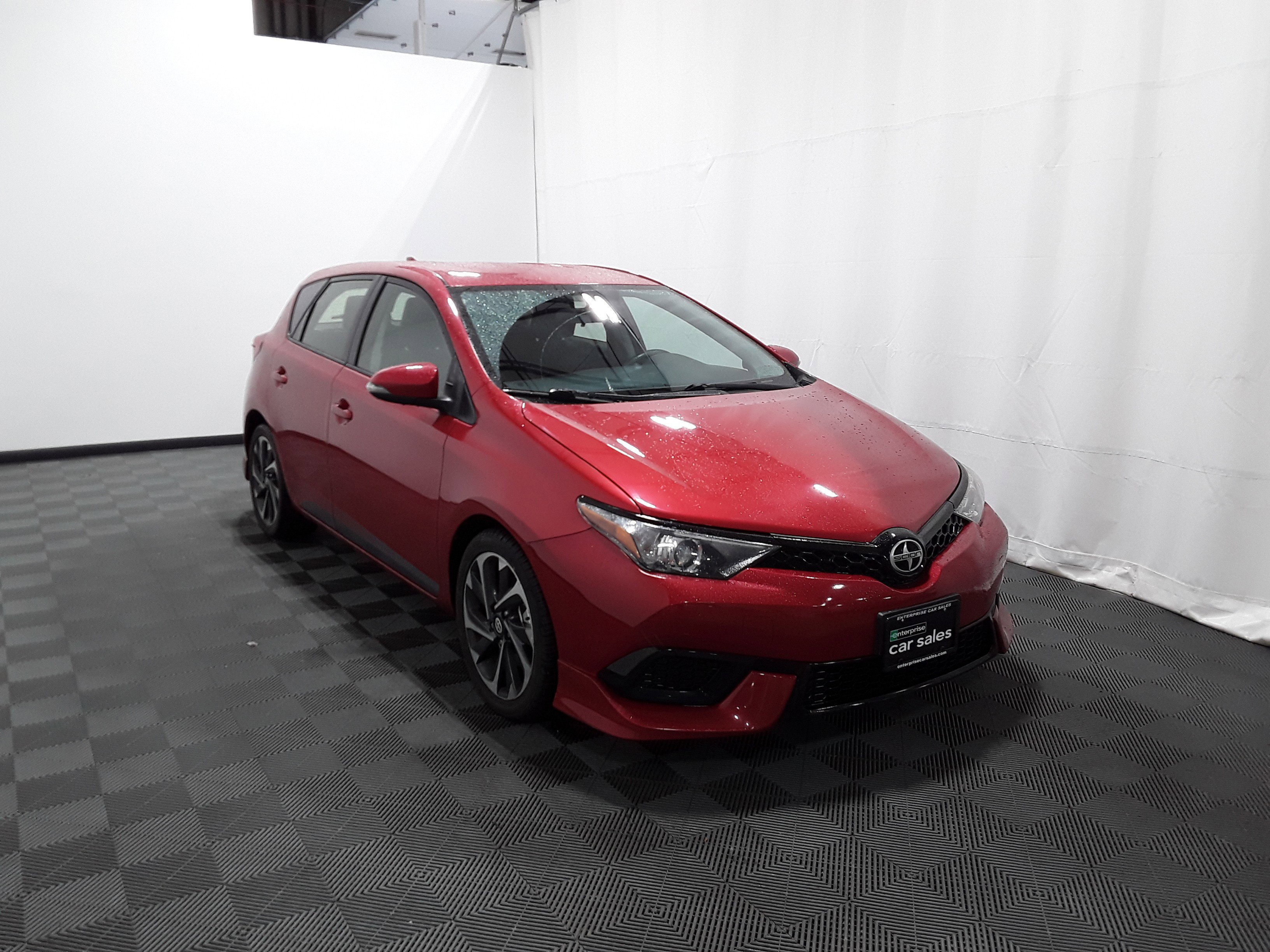 2016 Scion iM 5dr HB CVT
