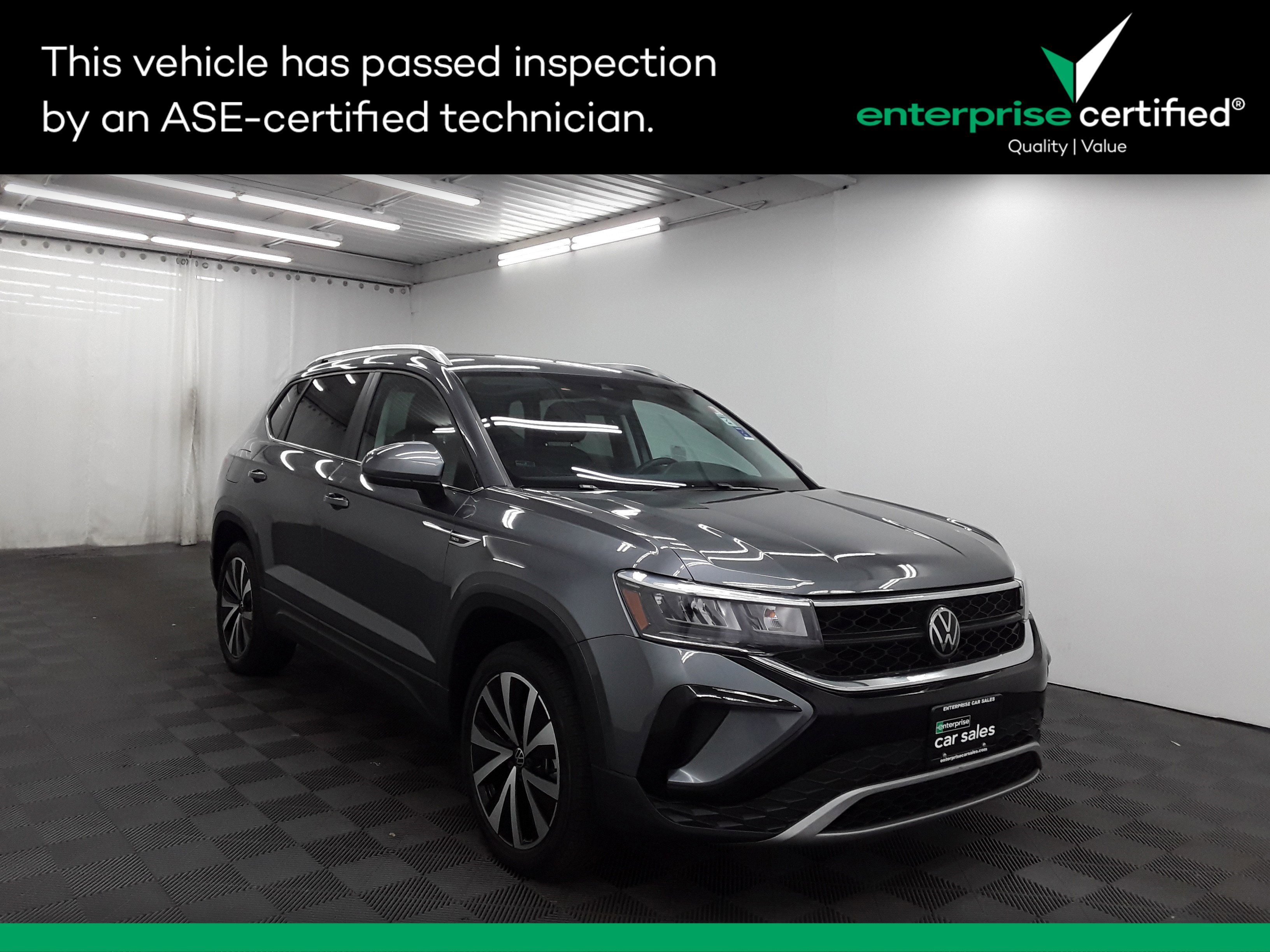 Used 2024 Volkswagen Taos SE FWD