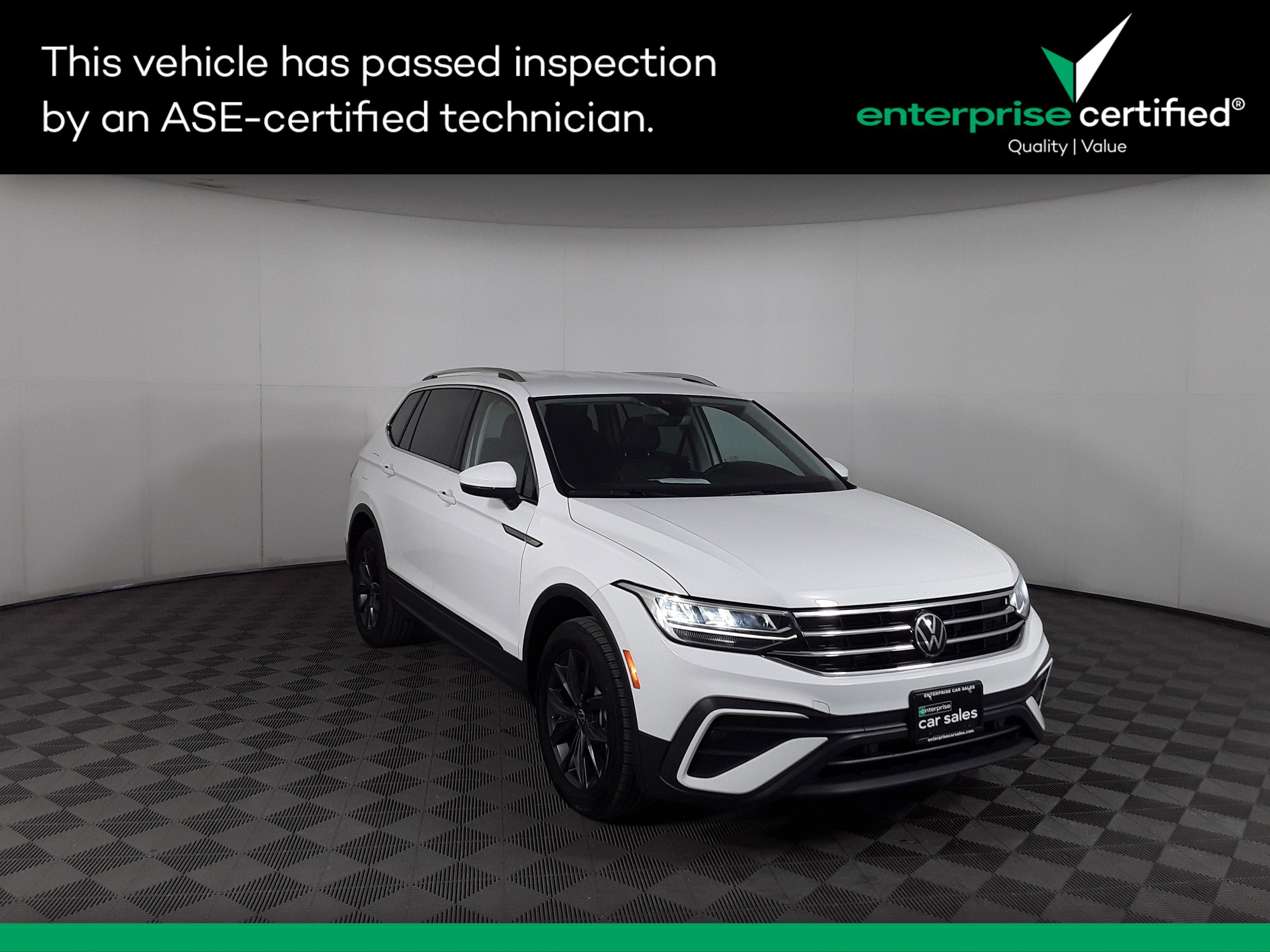 Used 2024 Volkswagen Tiguan SE 2.0T FWD