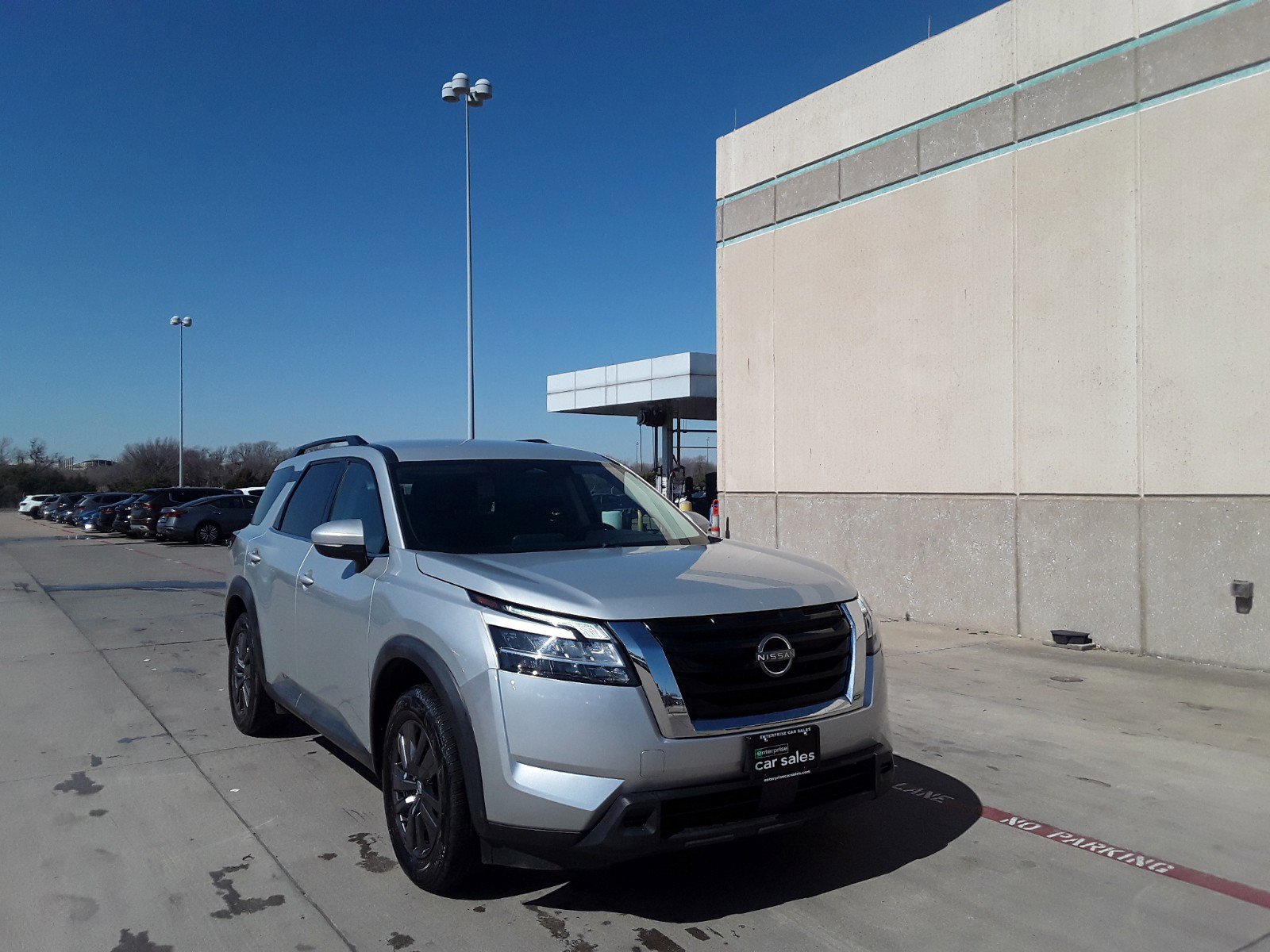 2022 Nissan Pathfinder SV 2WD