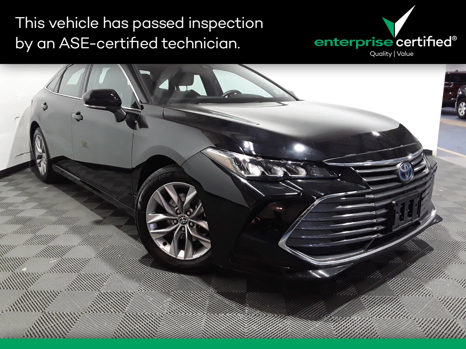 2022 Toyota Avalon Hybrid XLE FWD