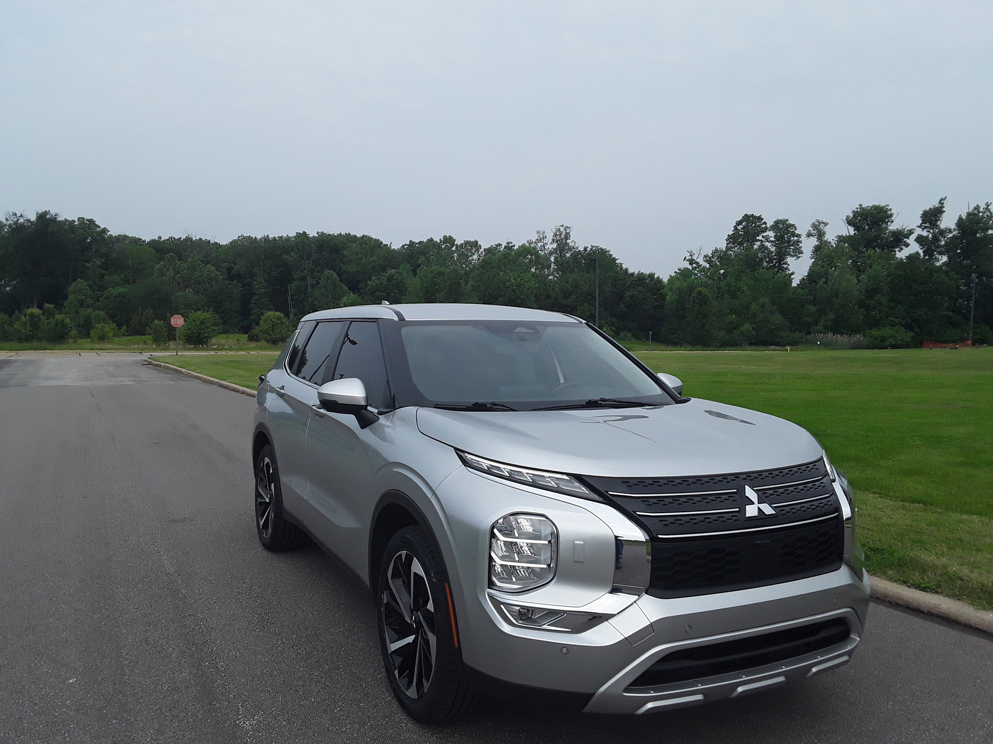 2023 Mitsubishi Outlander SE S-AWC