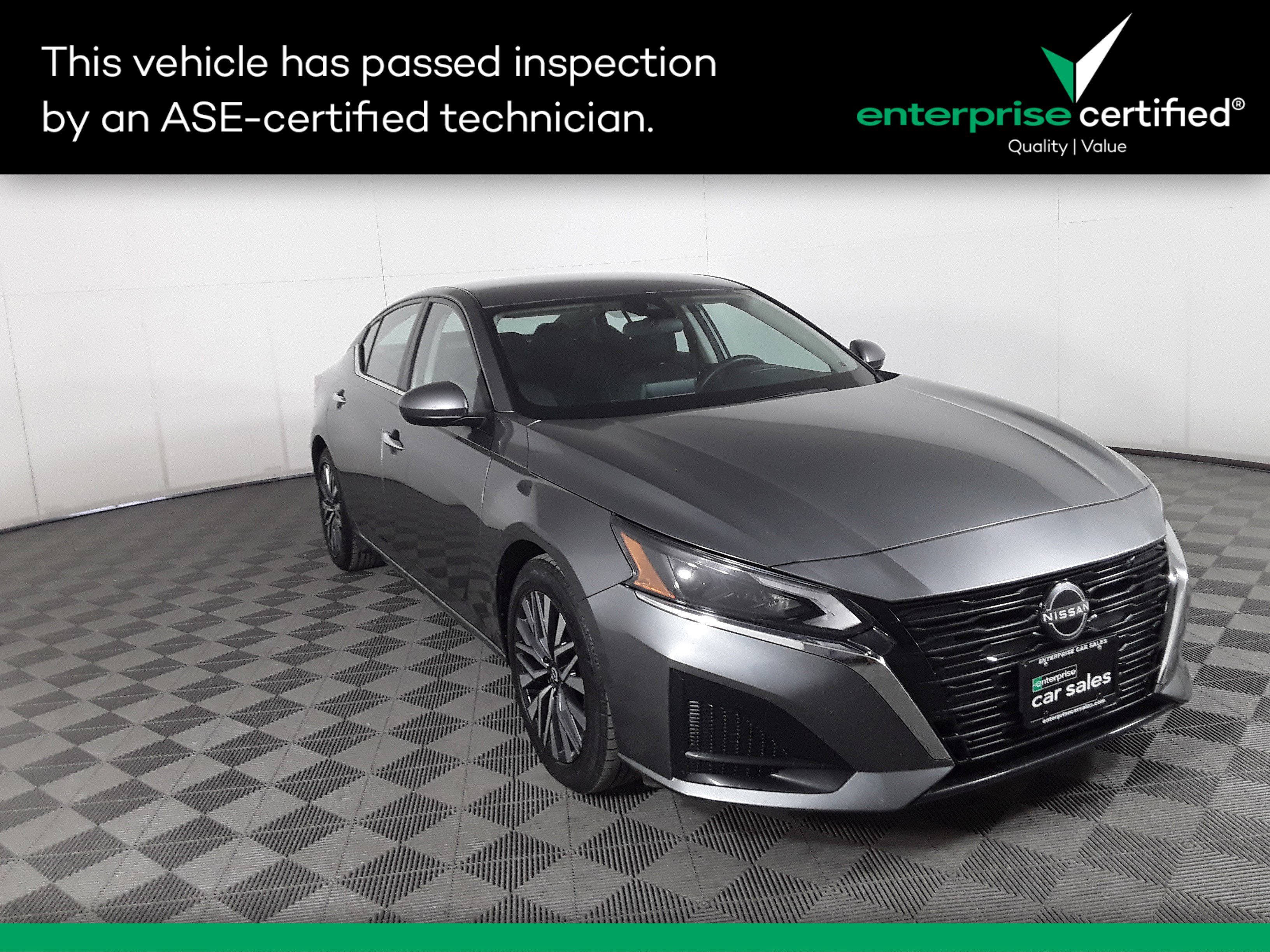 Used 2023 Nissan Altima 2.5 SV Sedan