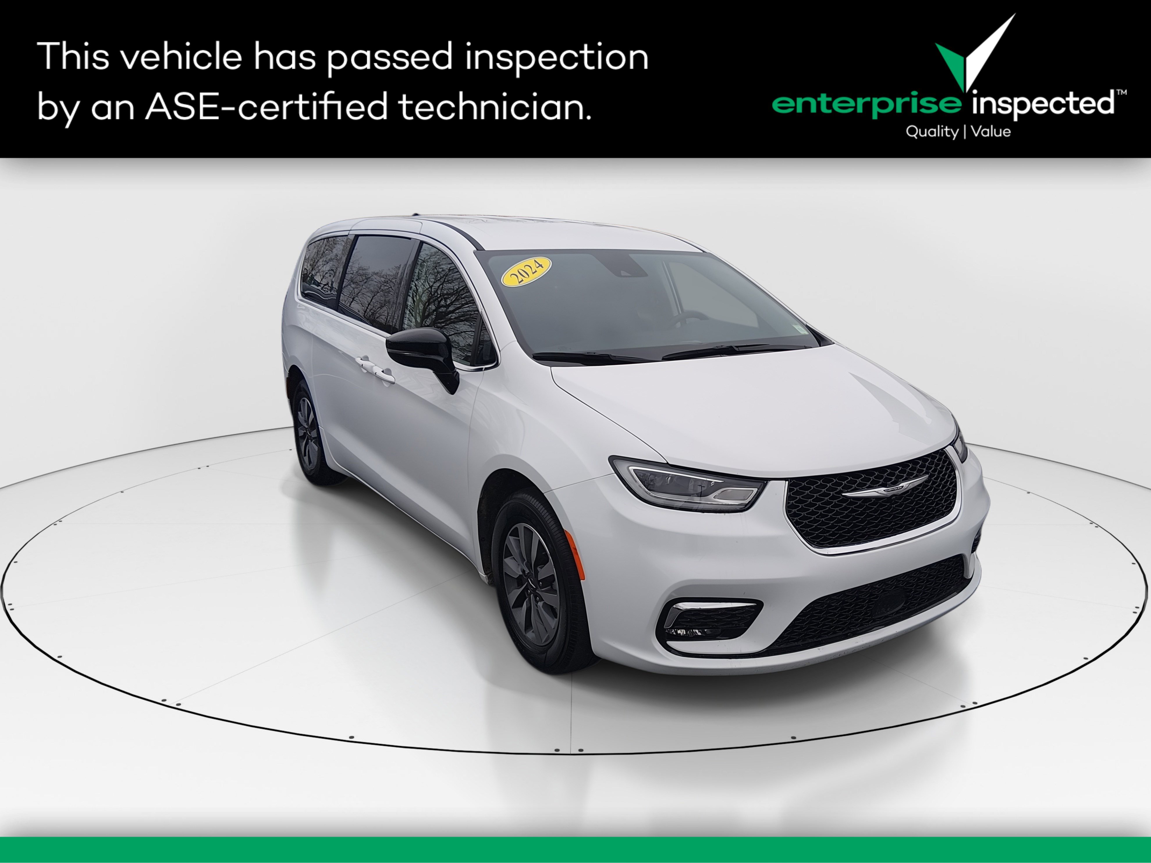 2024 Chrysler Pacifica PHEV Select
