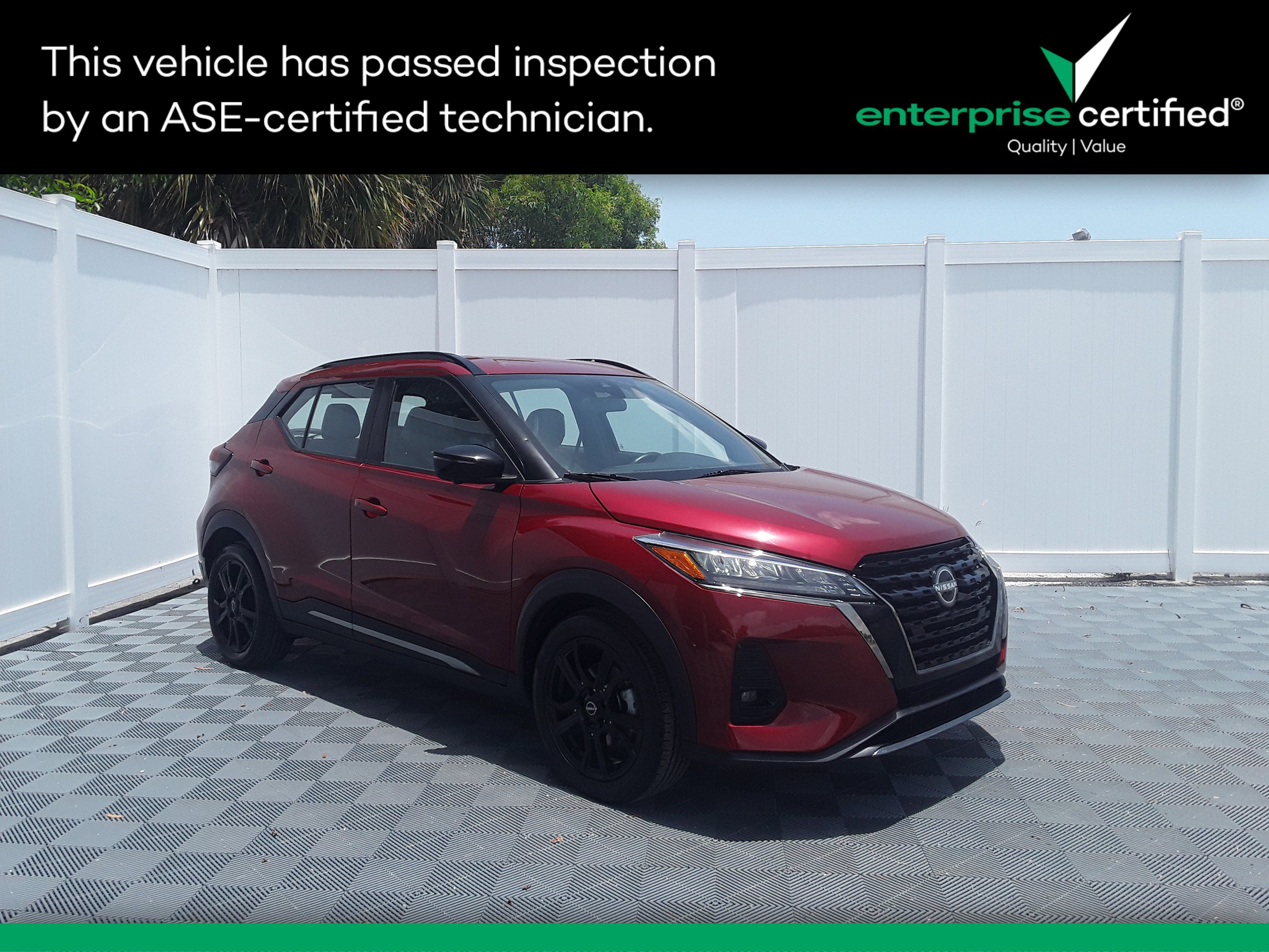 2023 Nissan Kicks SR FWD