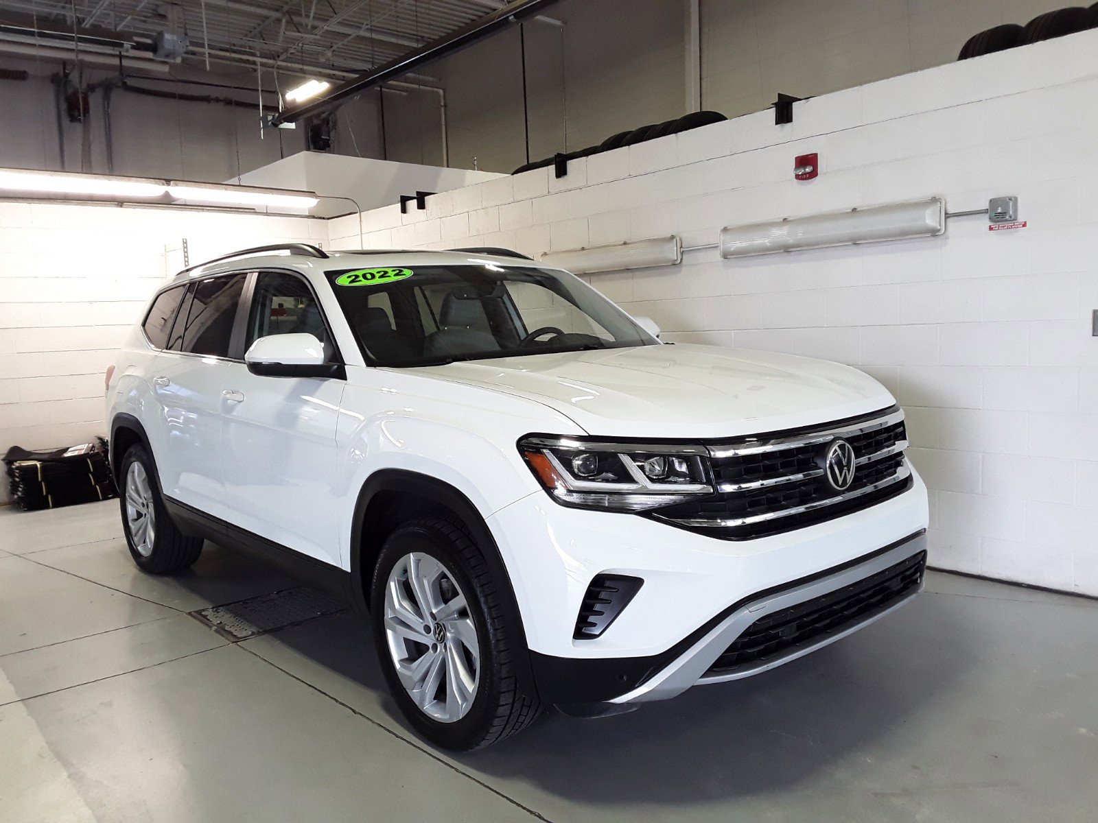 2022 Volkswagen Atlas 3.6L V6 SE w/Technology 4MOTION