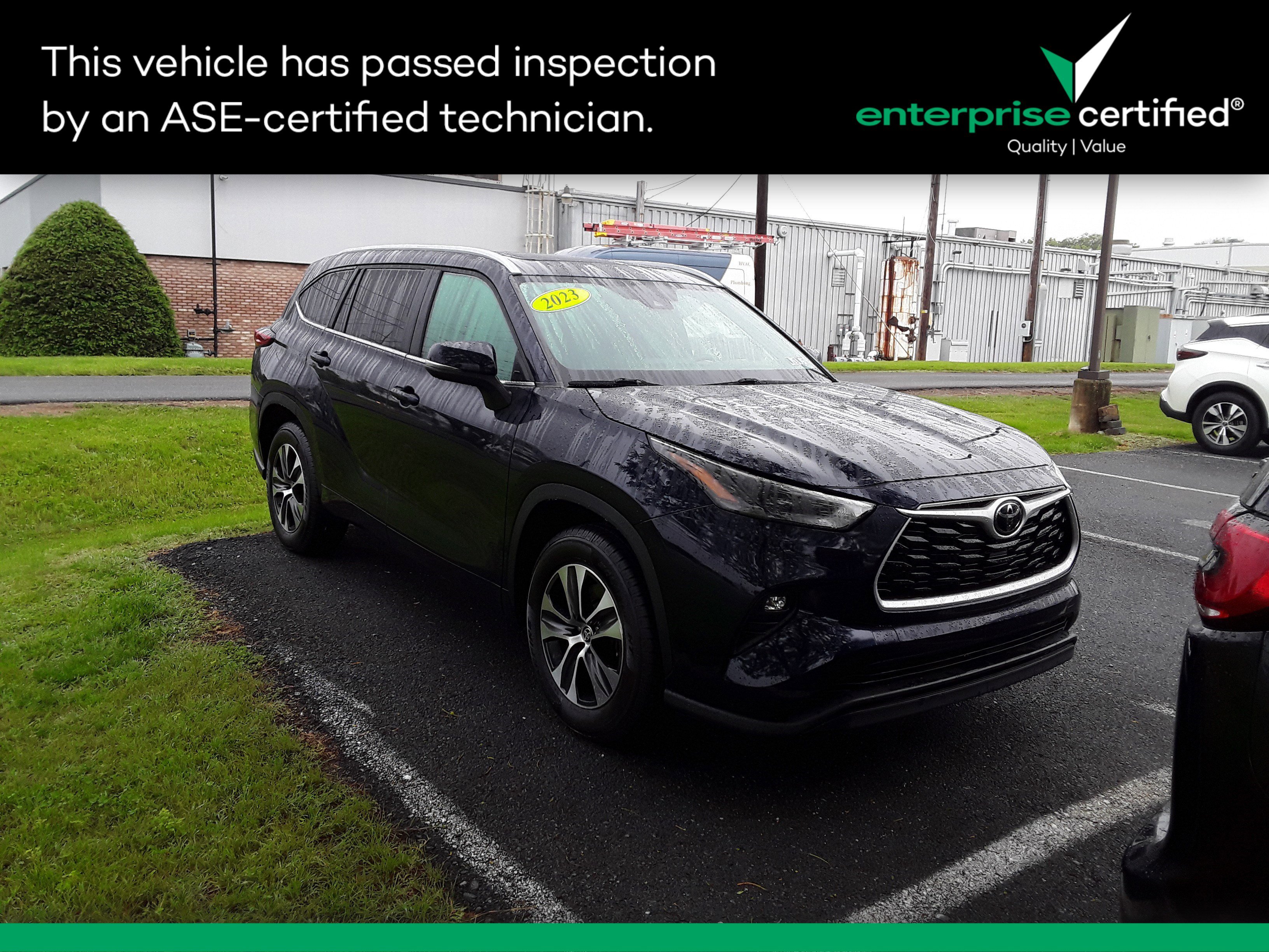 2023 Toyota Highlander XLE FWD