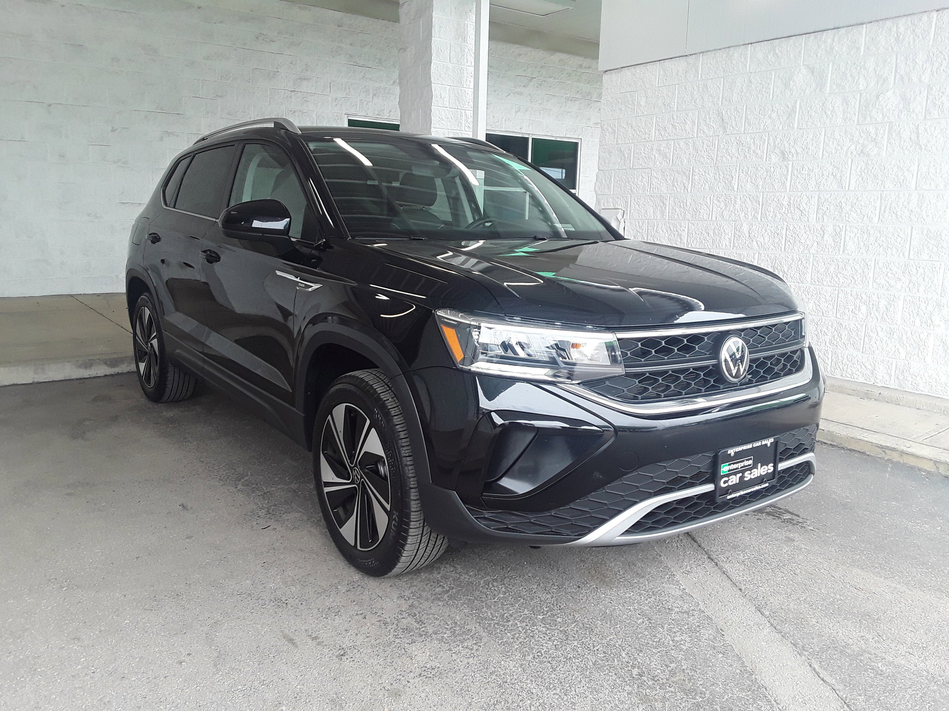 2024 Volkswagen Taos SE 4MOTION
