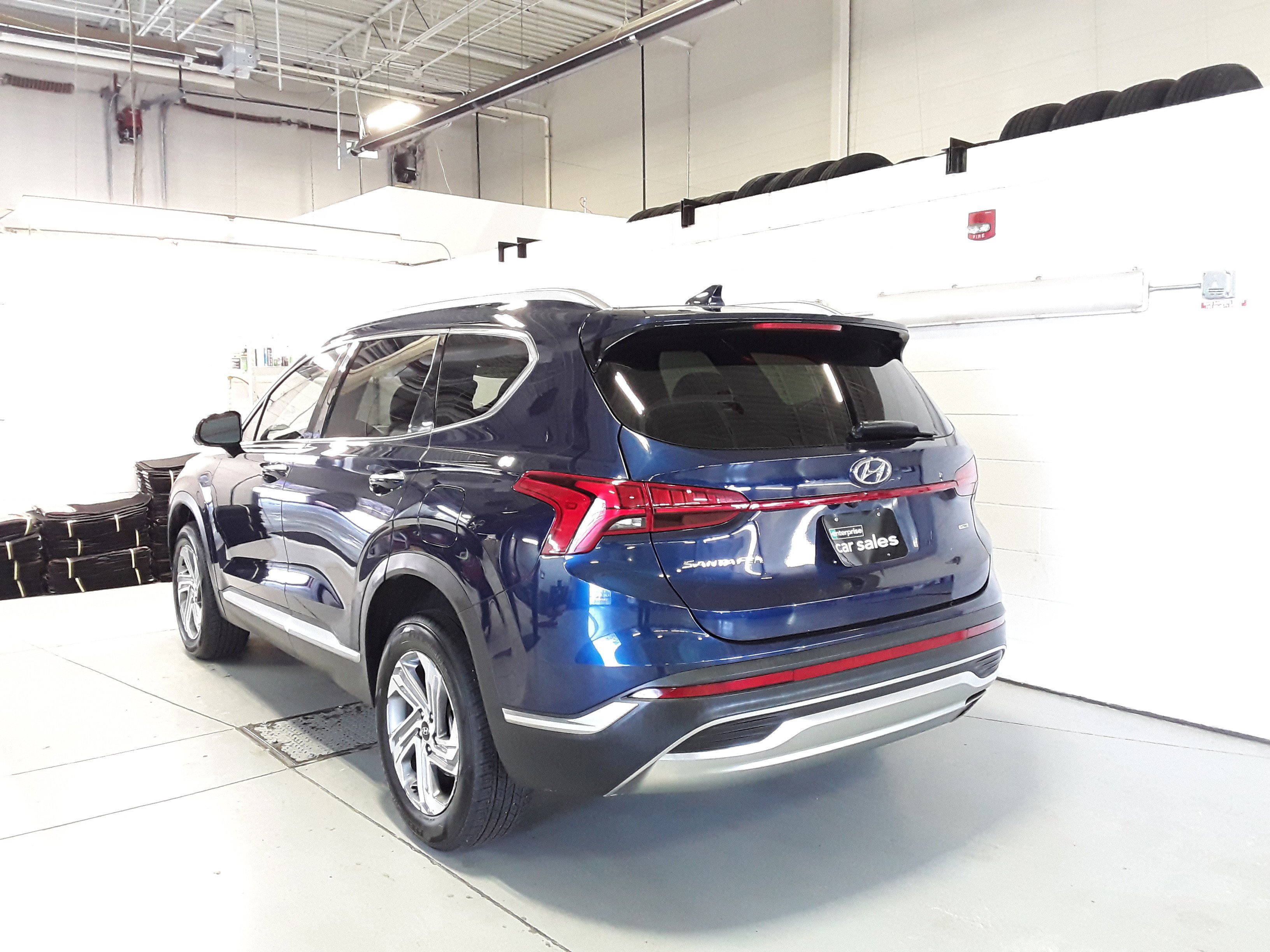 Image 4 of Used 2023 Hyundai Santa Fe SEL AWD