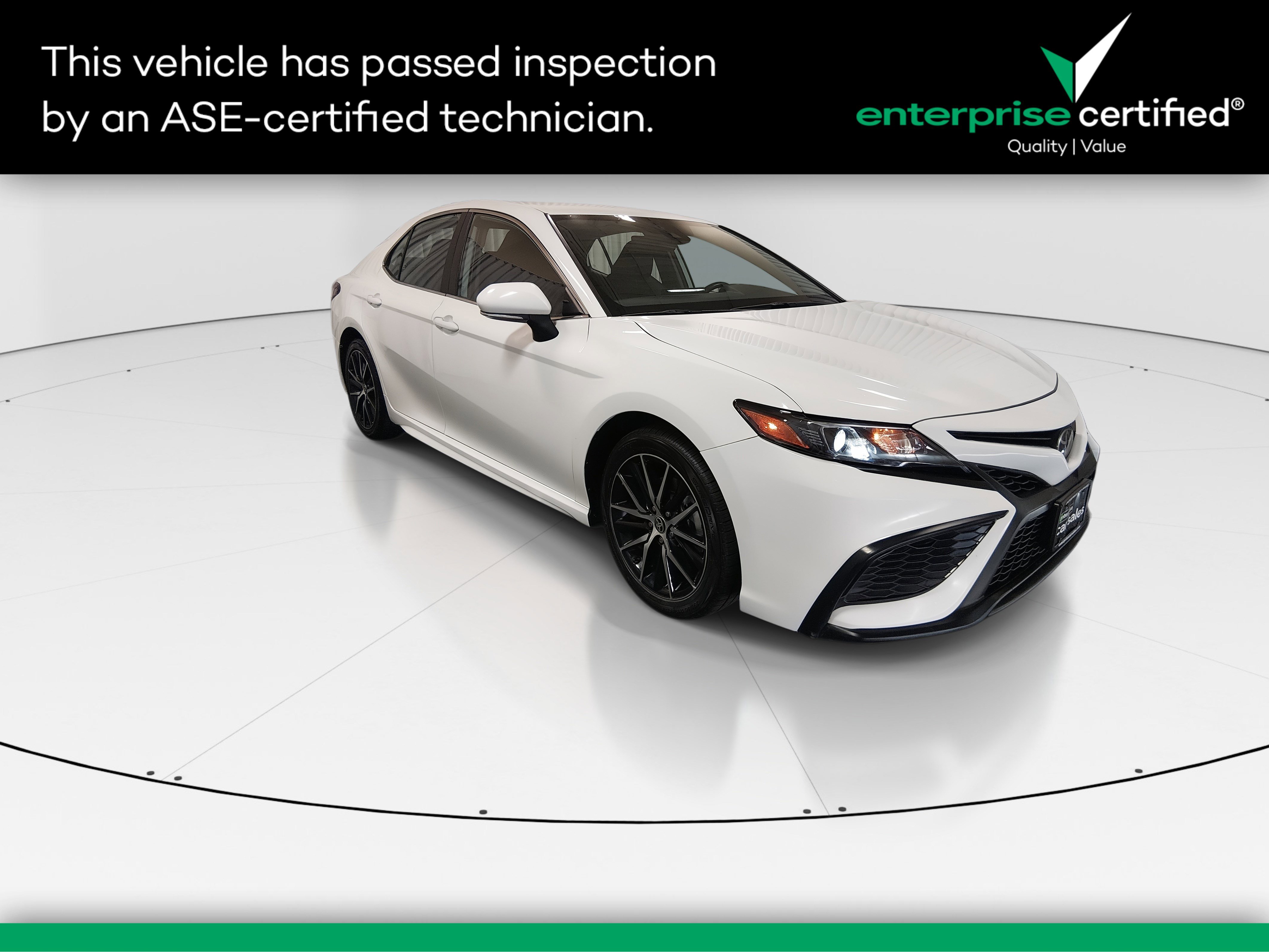 Used 2024 Toyota Camry SE Auto