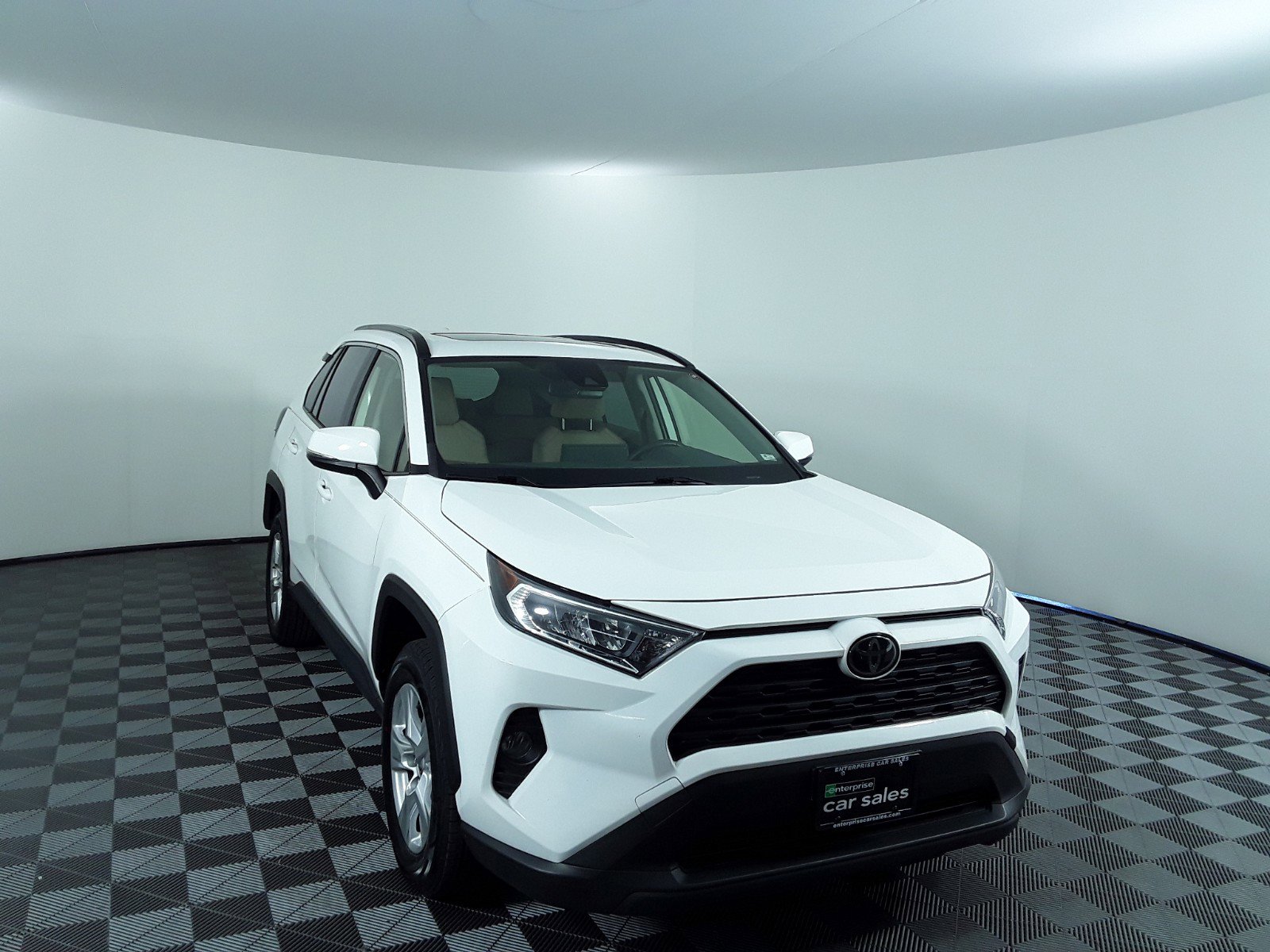 2019 Toyota RAV4 XLE FWD