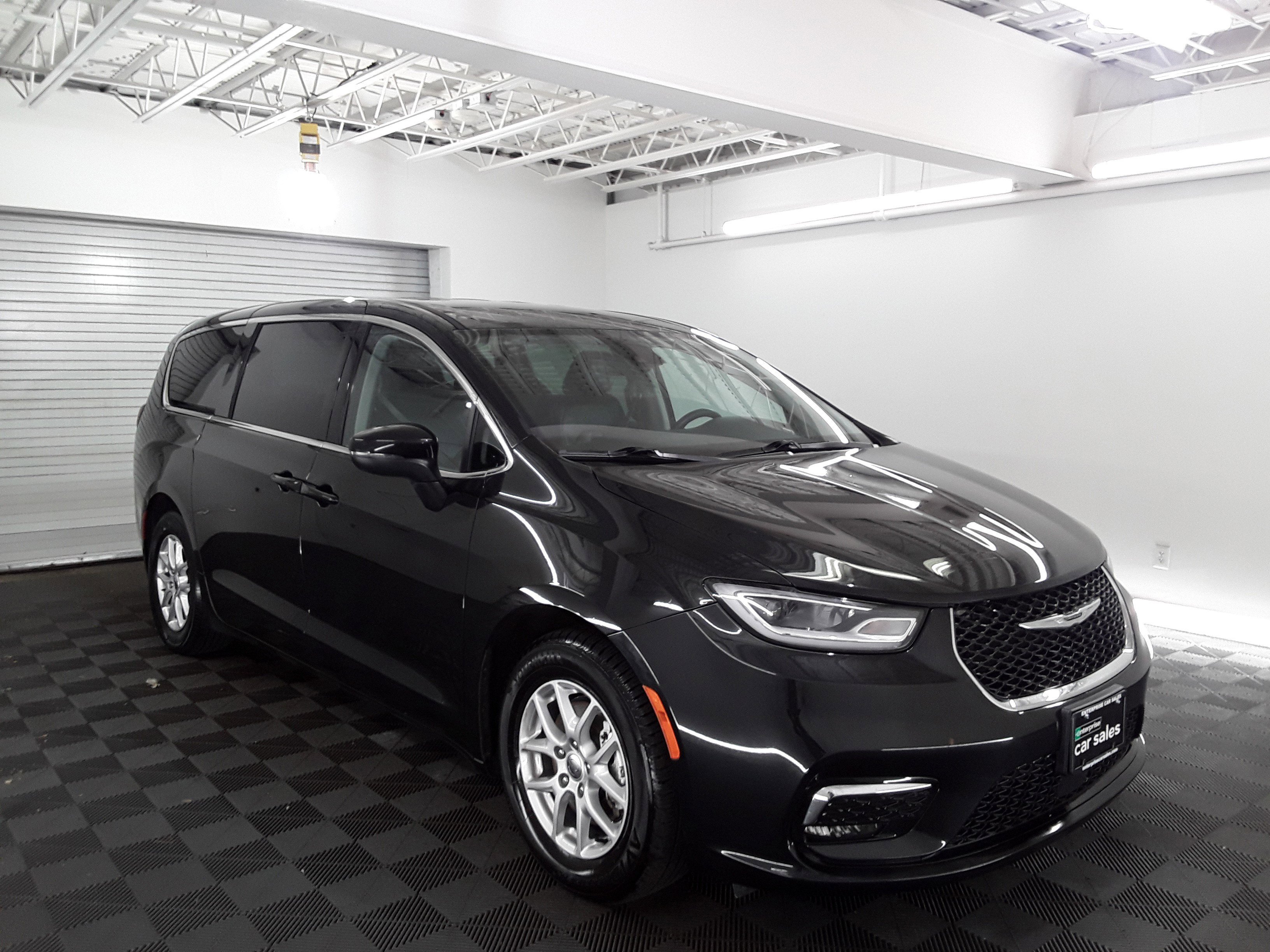 2023 Chrysler Pacifica Touring L FWD