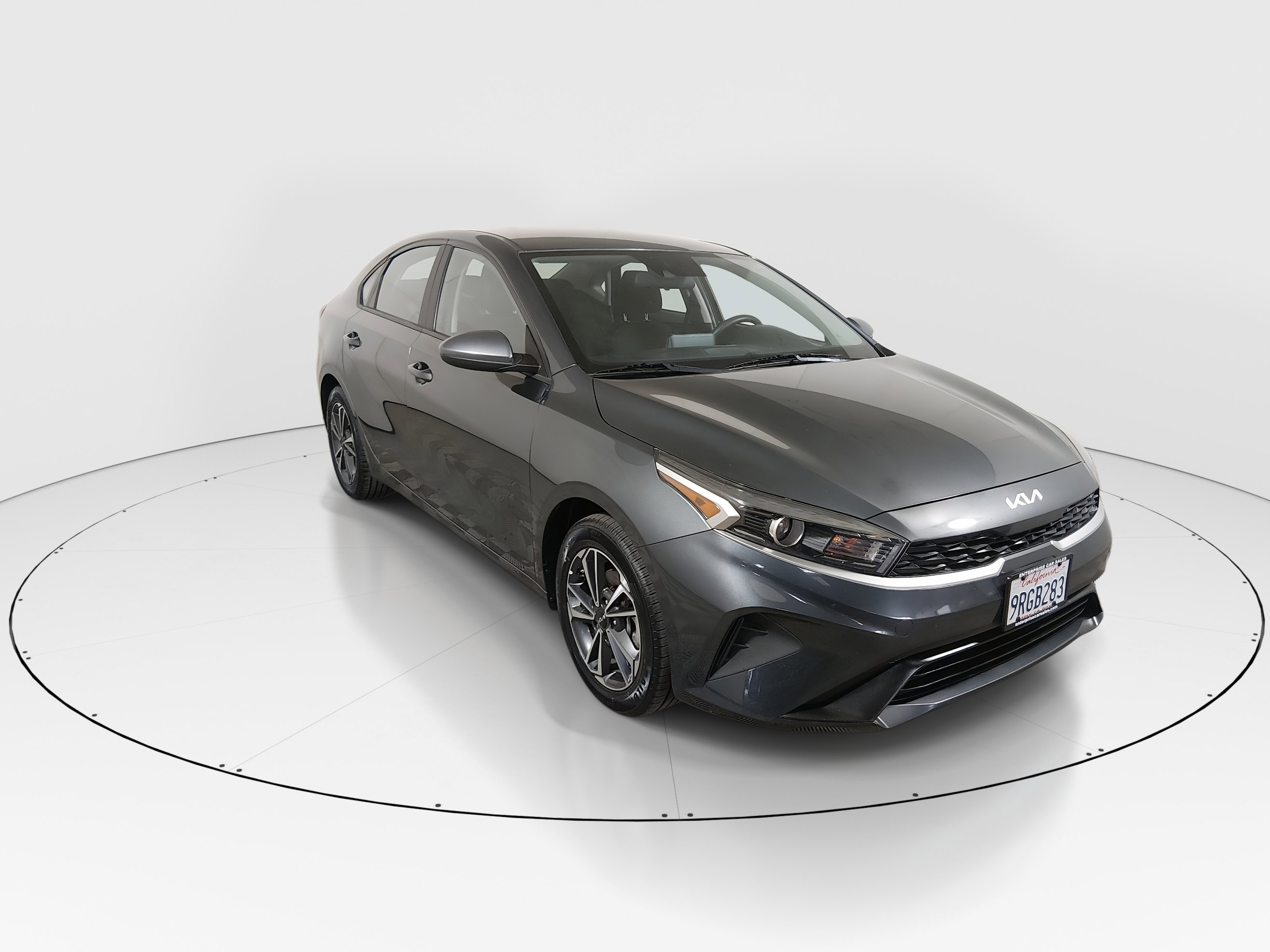 Used 2023 Kia Forte LXS IVT